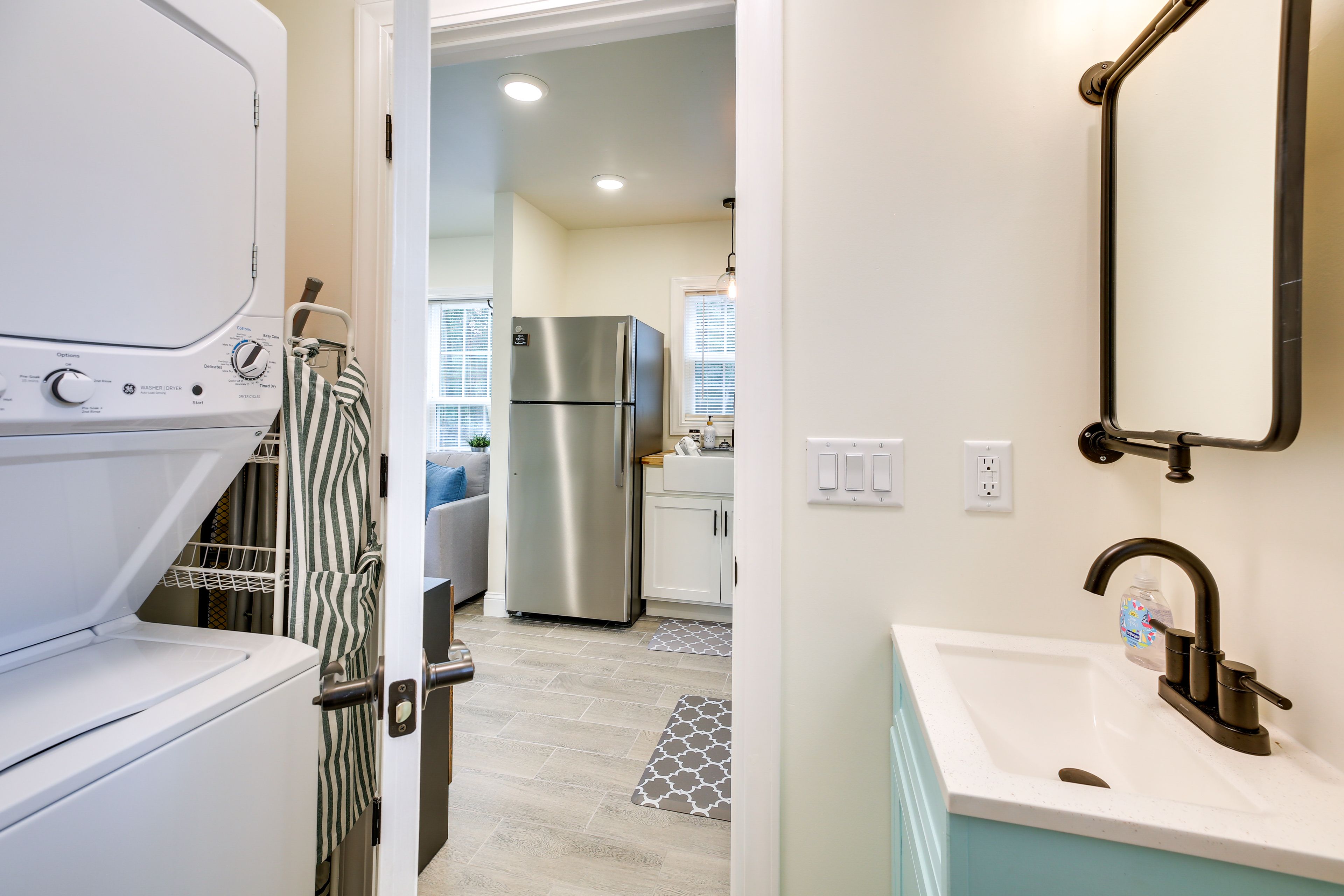 Half Bathroom | Washer & Dryer