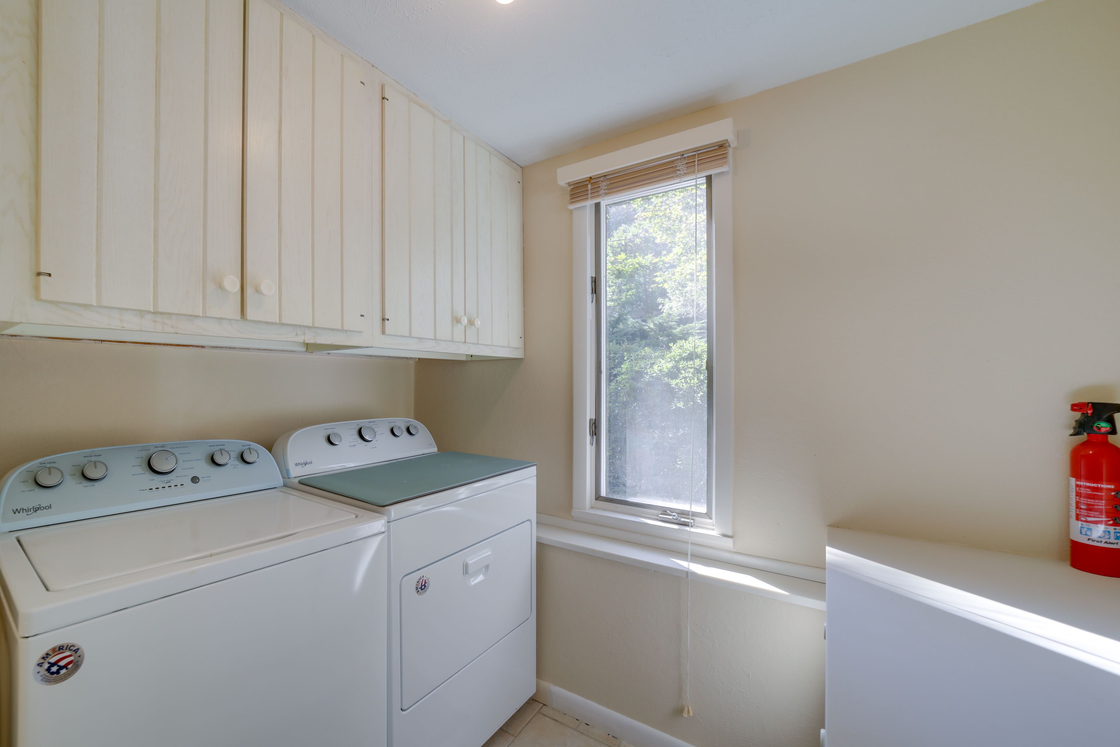 Laundry Area | Washer/Dryer | Hangers | Trash Bags/Paper Towels