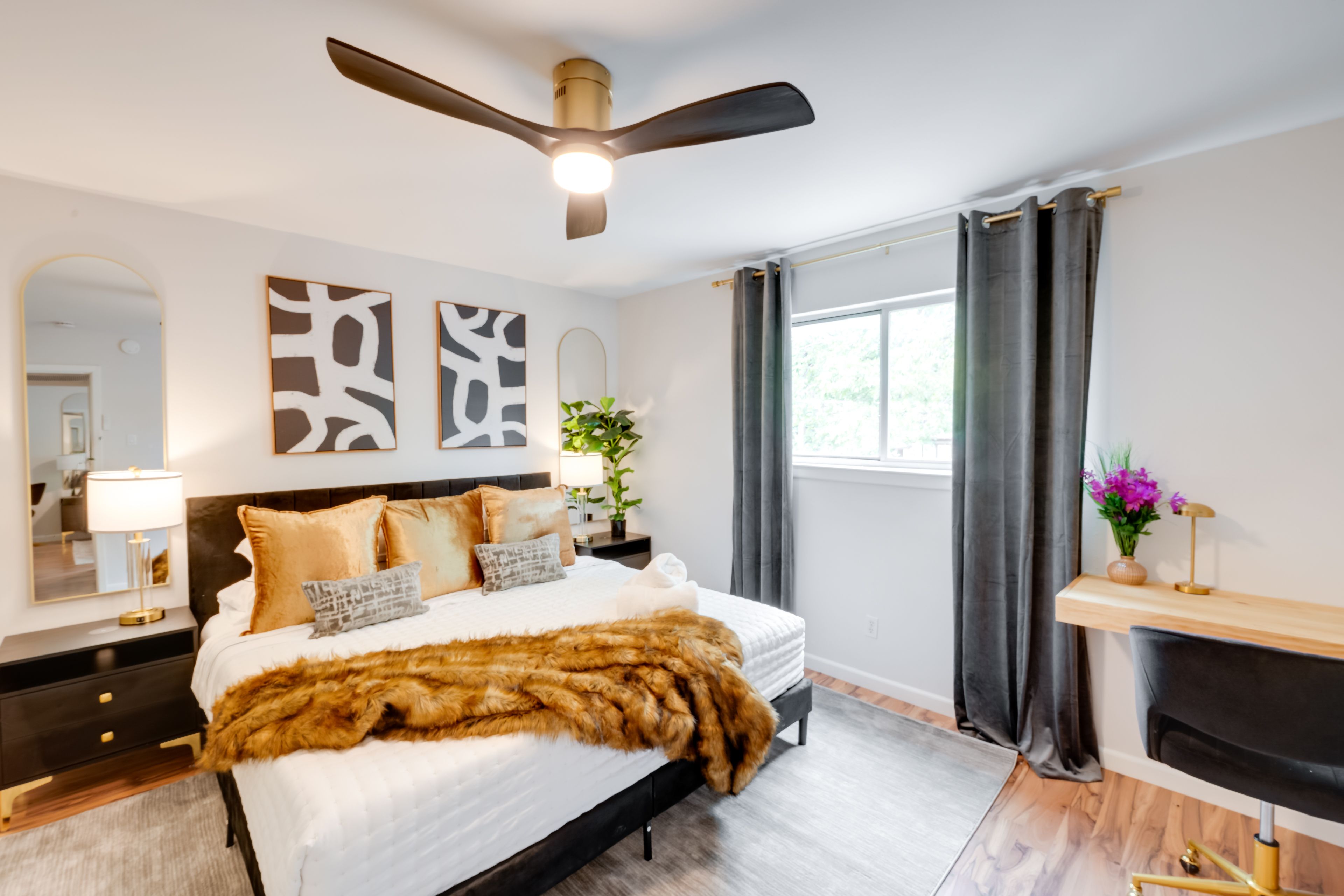 Bedroom 1 | King Bed | Linens Provided | Walk-In Closet