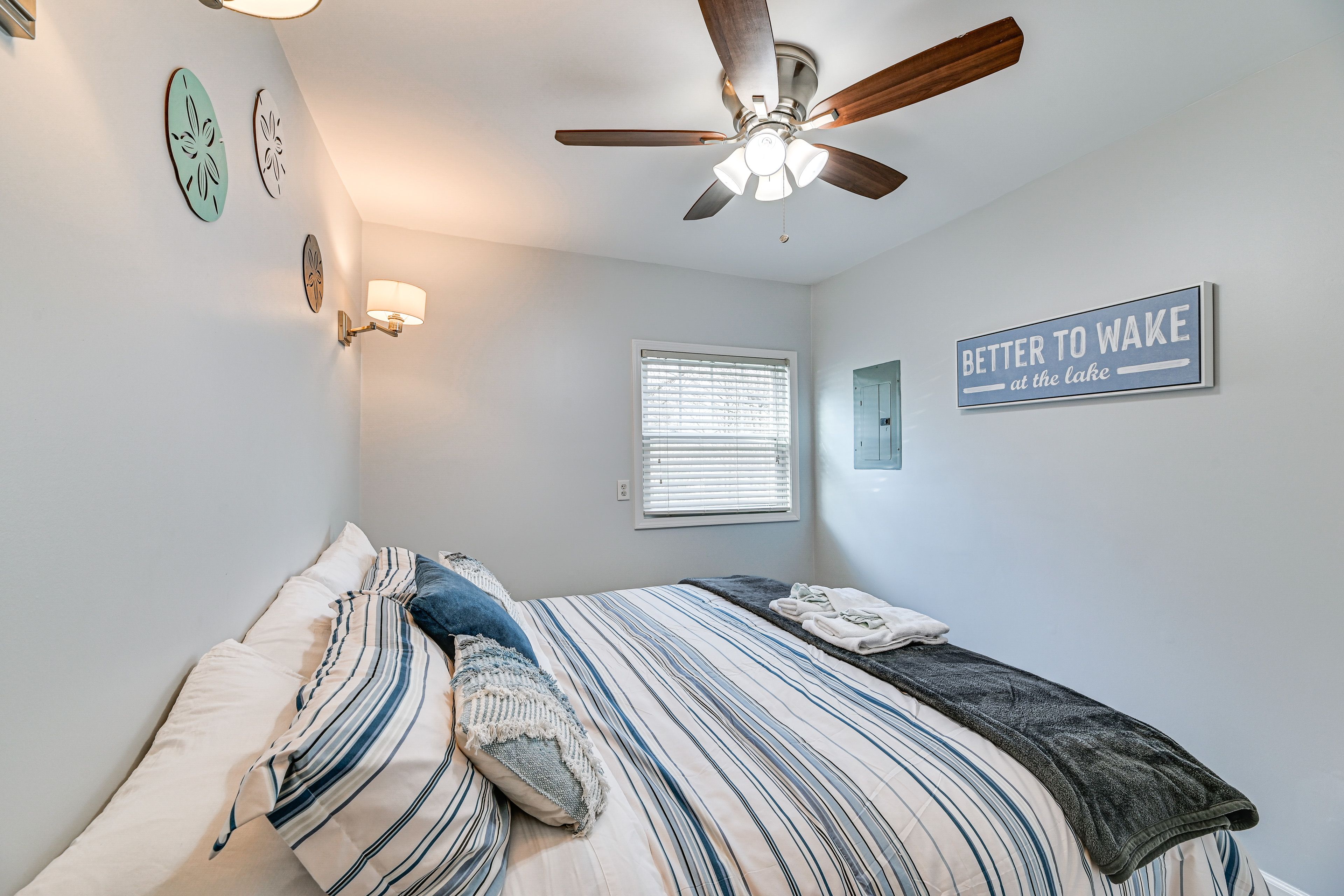 Bedroom 2 | Queen Bed | Towels Provided