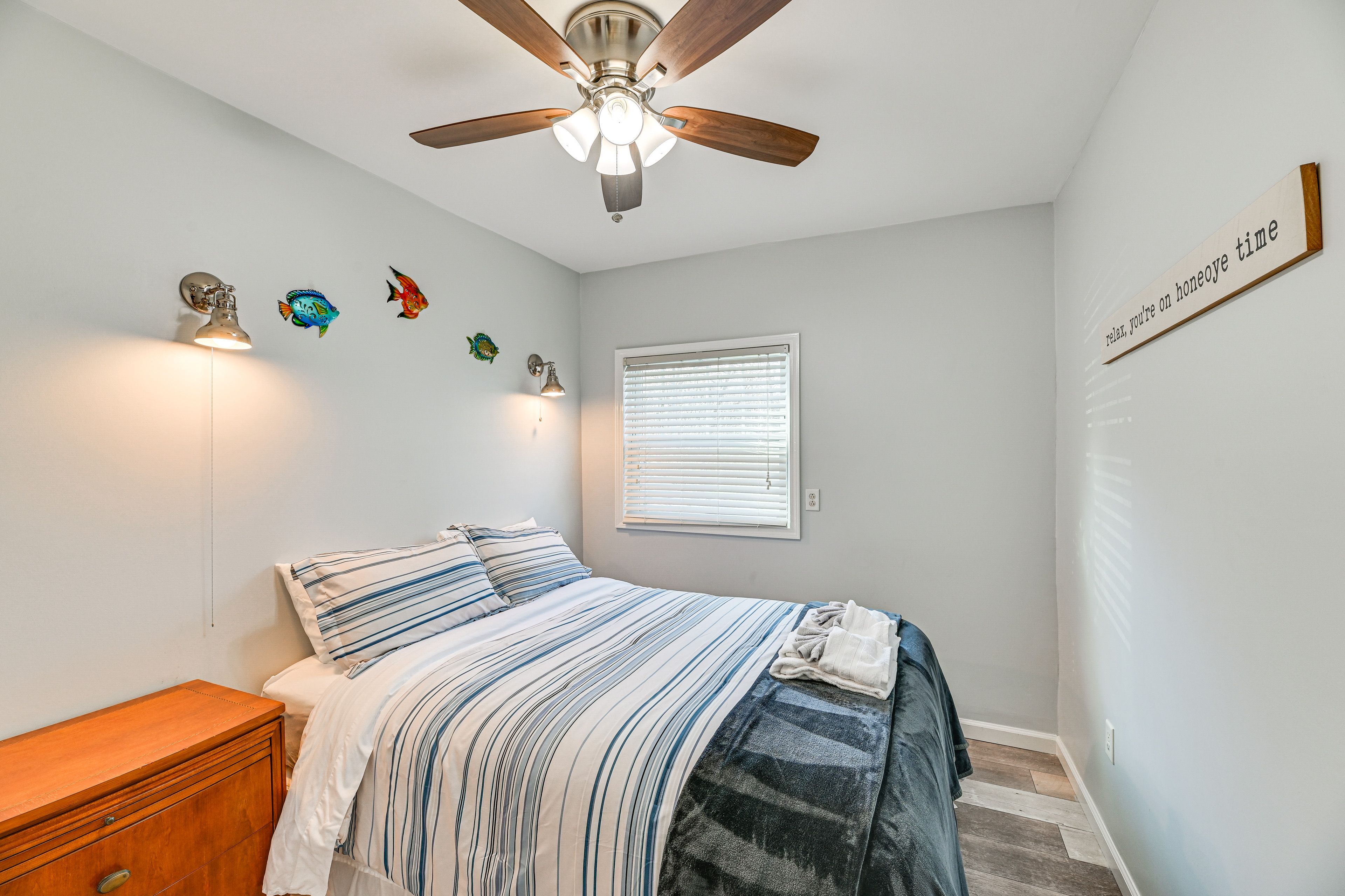 Bedroom 1 | Queen Bed | Linens Provided