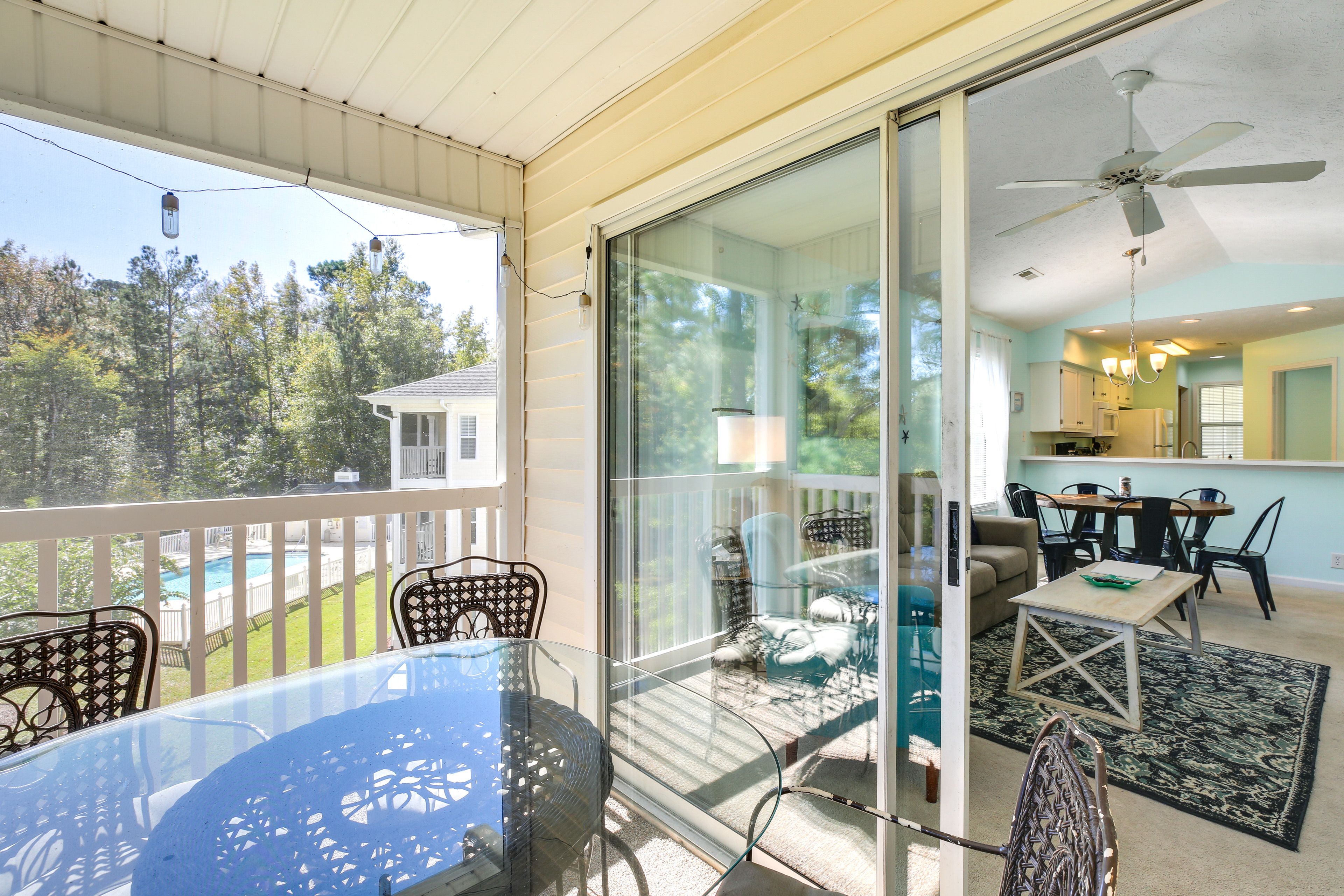 Screened Balcony | Dining Area | Pool View