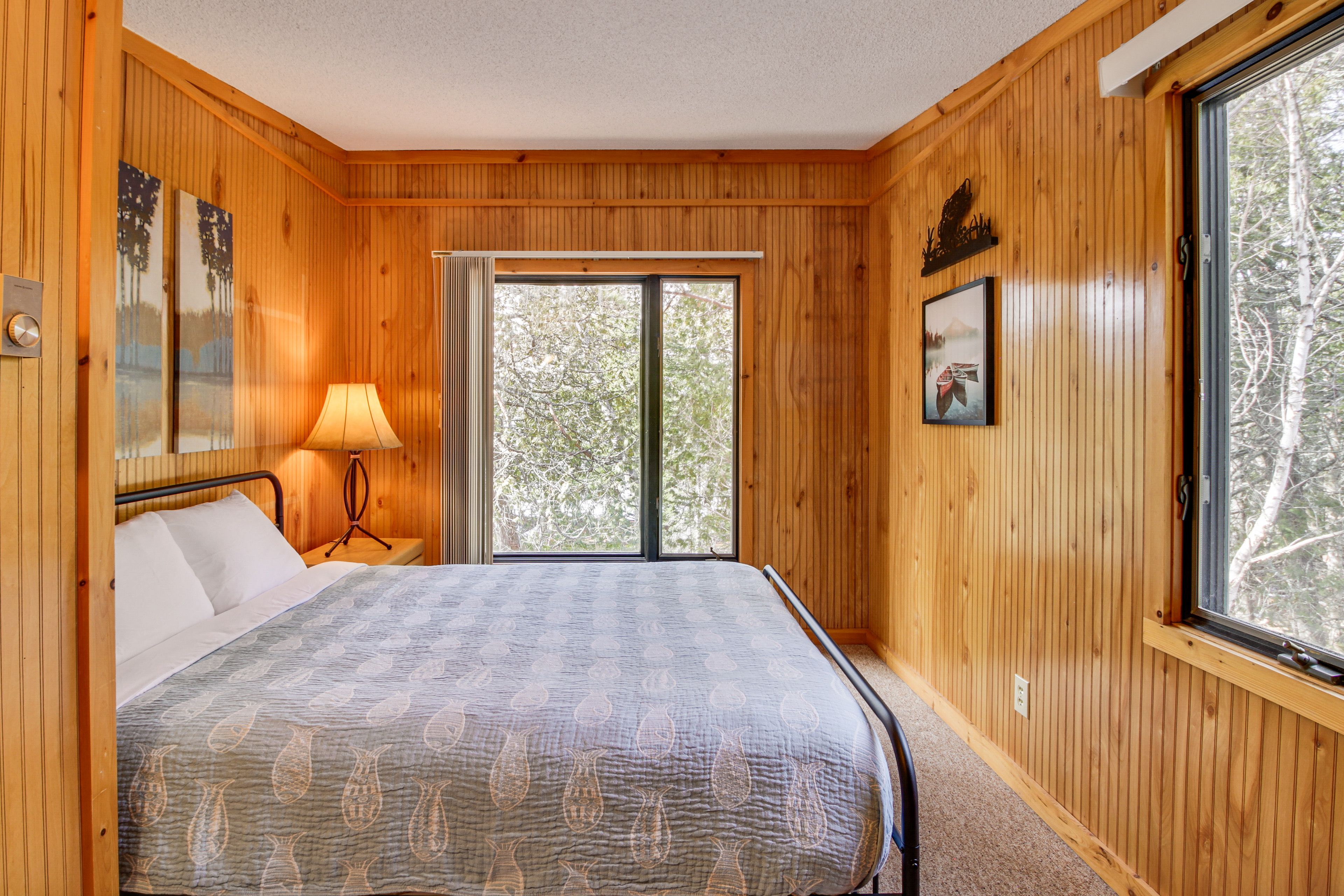 Bedroom 2 | Queen Bed | 2nd Floor