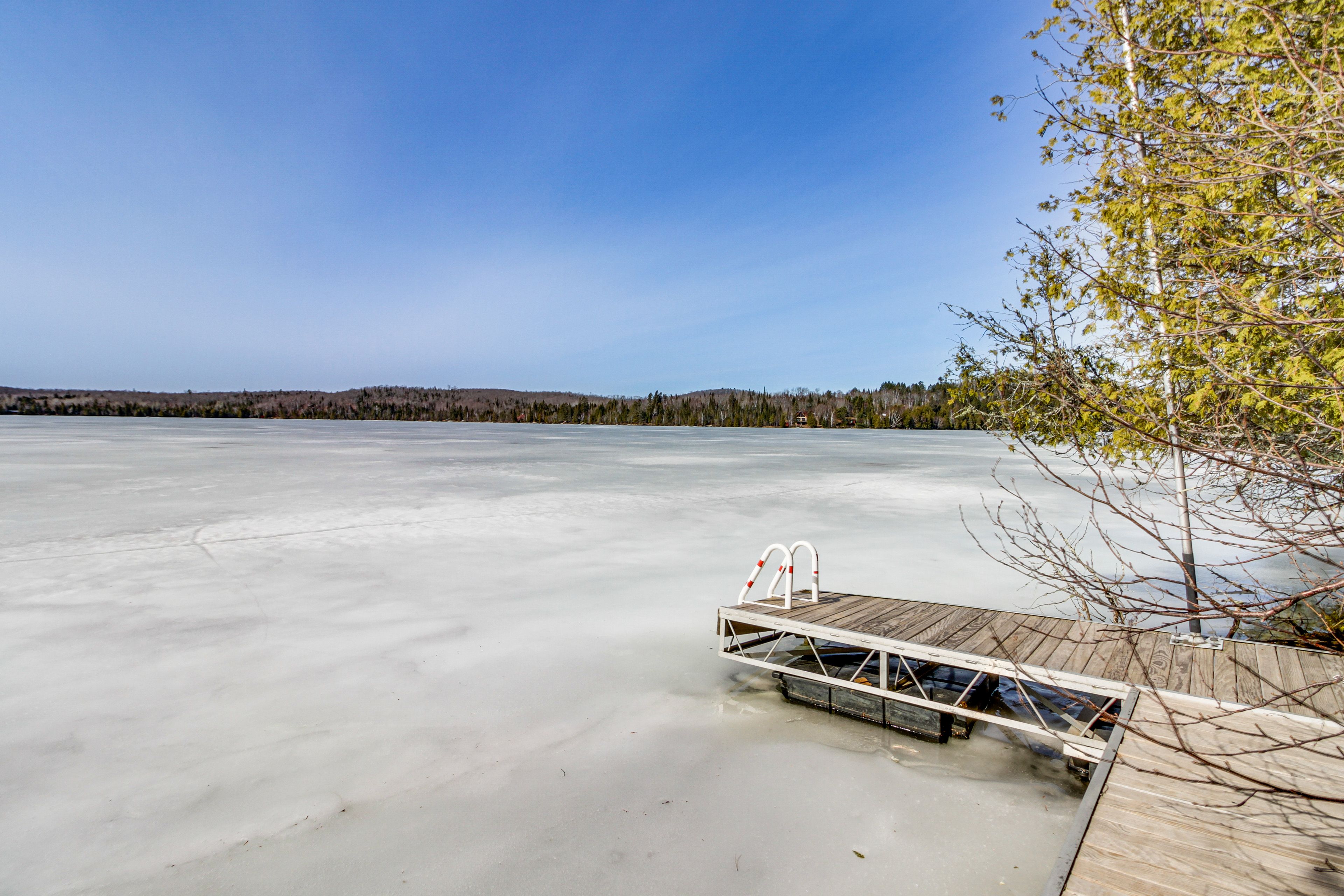 Caribou Lake Access | Private Dock