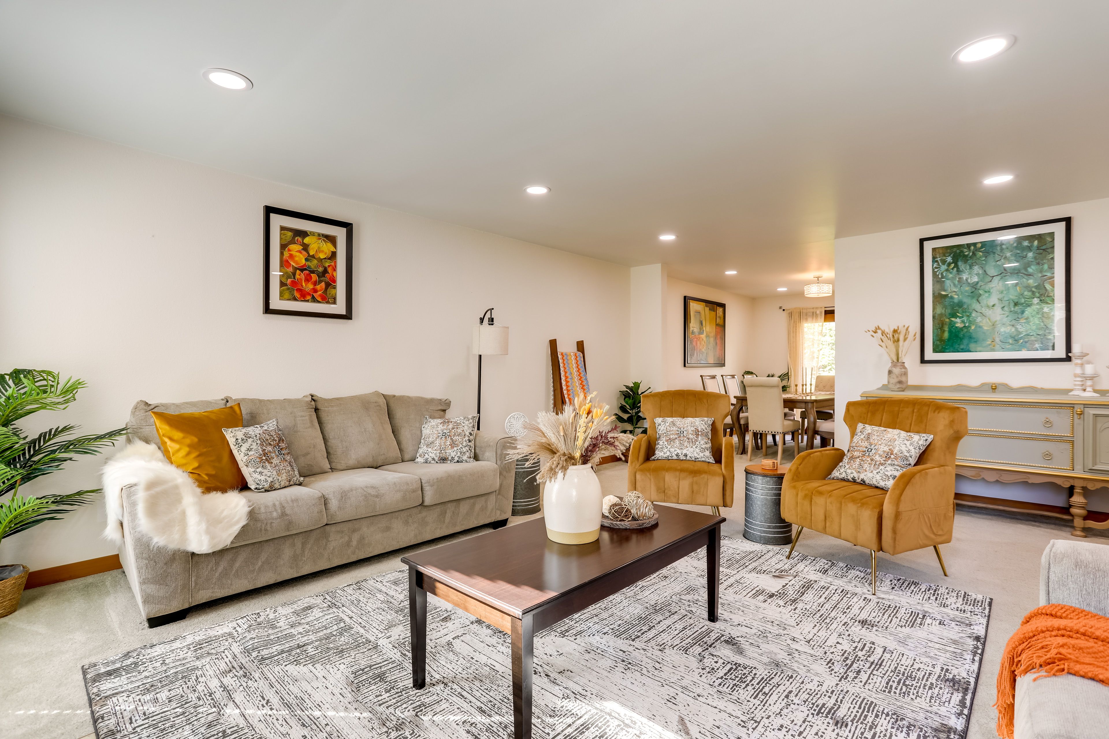 Redmond Vacation Rental | 4BR | 2.5BA | 2,170 Sq Ft | Stairs Required