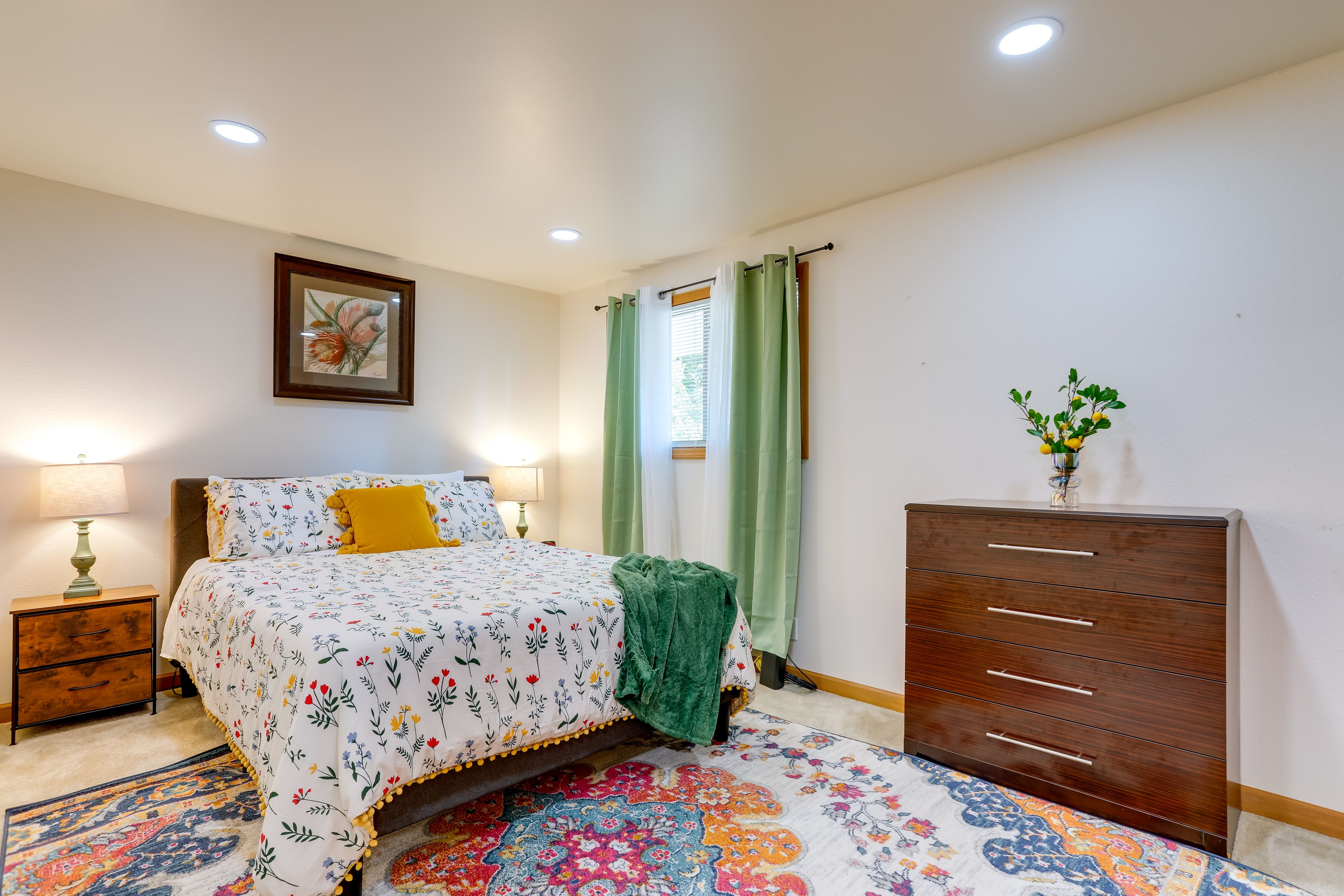 Bedroom 2 | Queen Bed | 2nd Floor