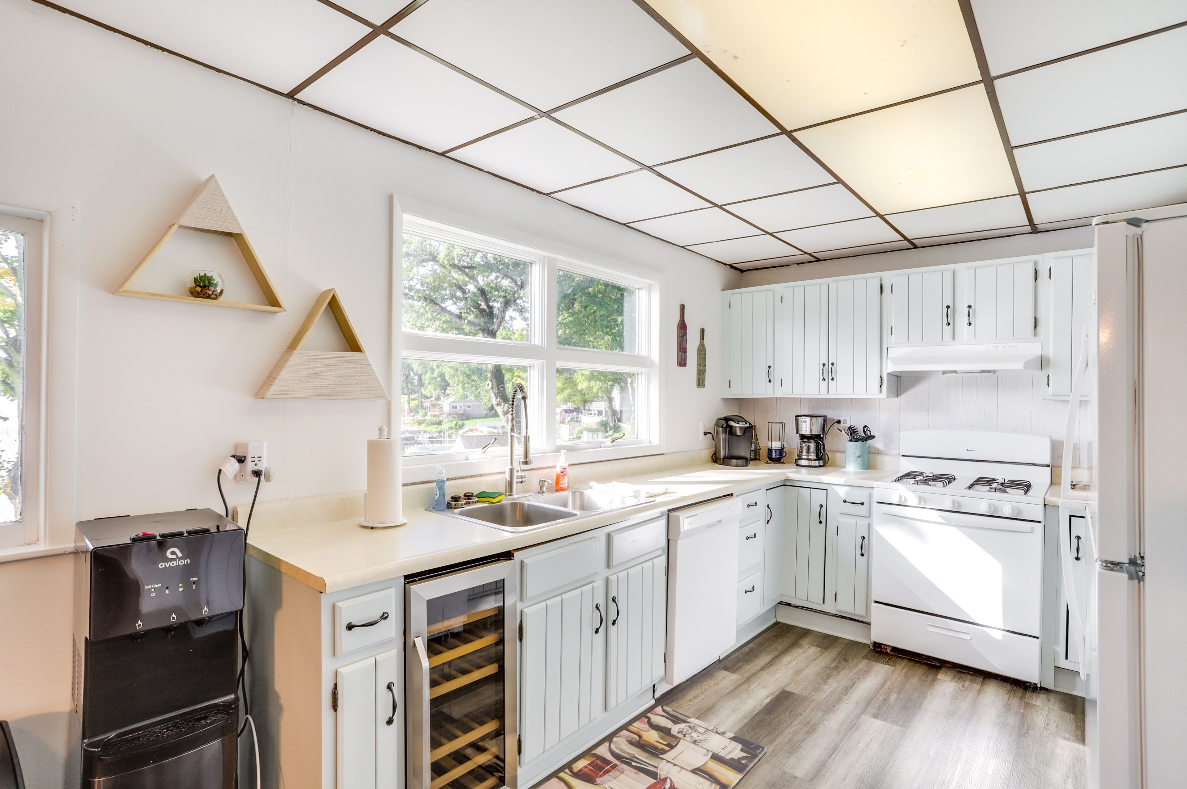 Kitchen | Free WiFi | Window A/C Units