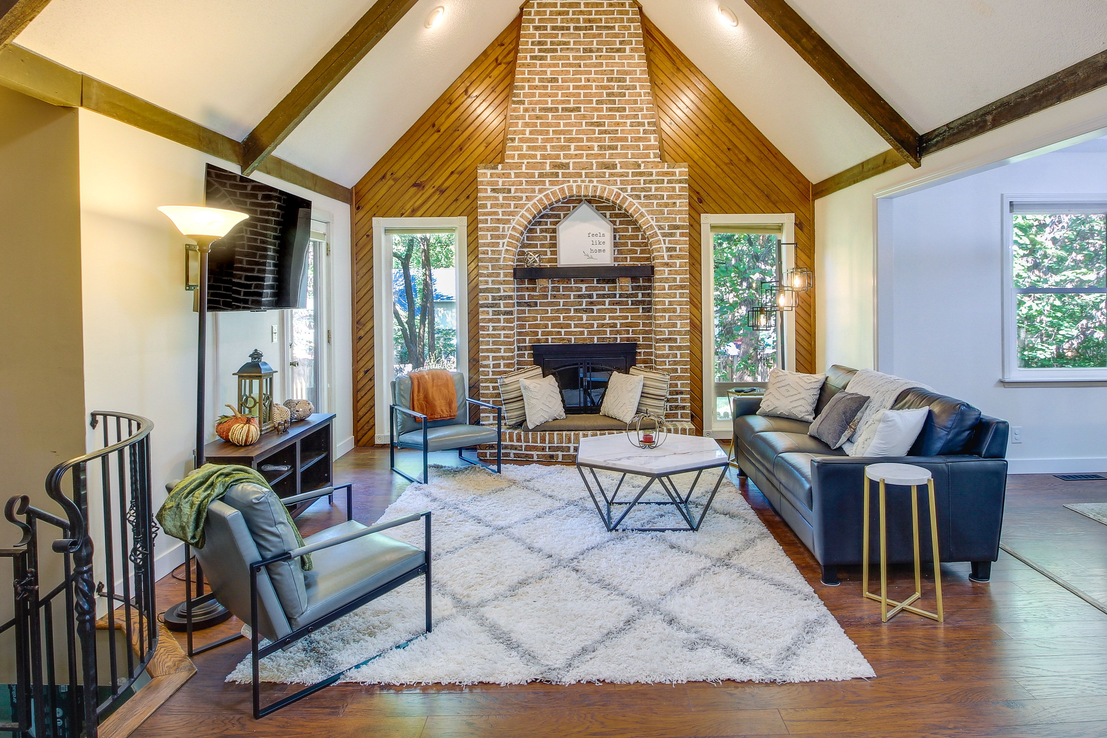 Living Room | Smart TV | Vaulted Ceilings