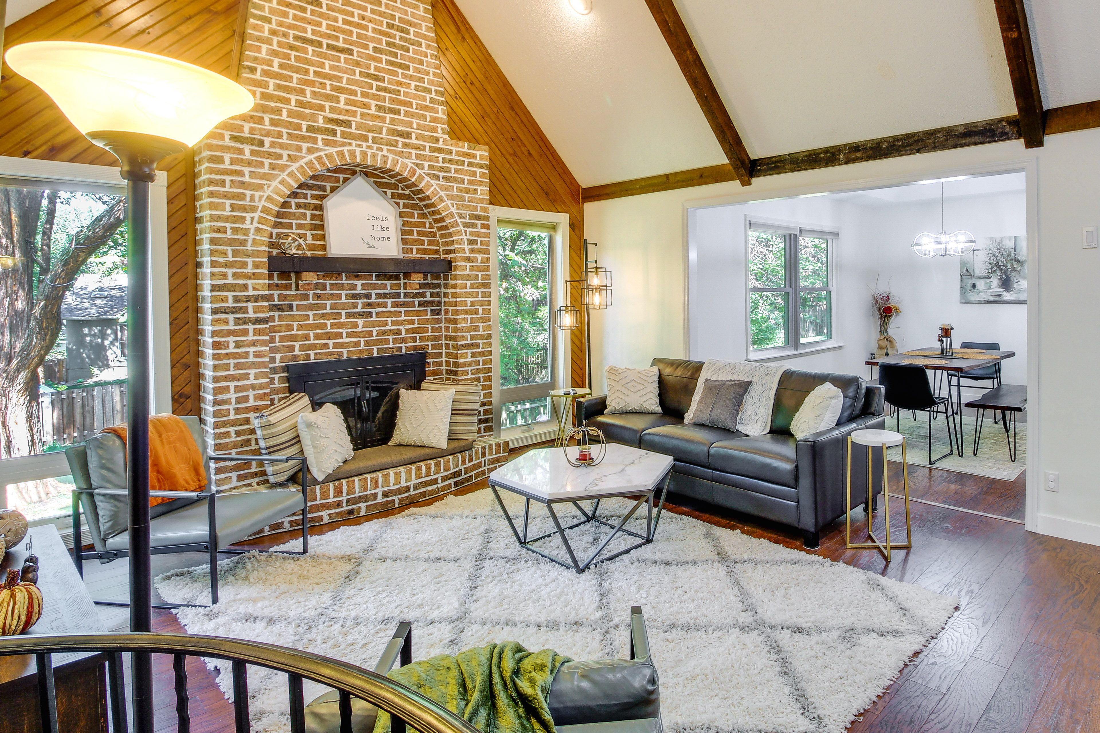 Overland Park Vacation Rental | 3BR | 2BA | 1,800 Sq Ft | 2 Steps Required