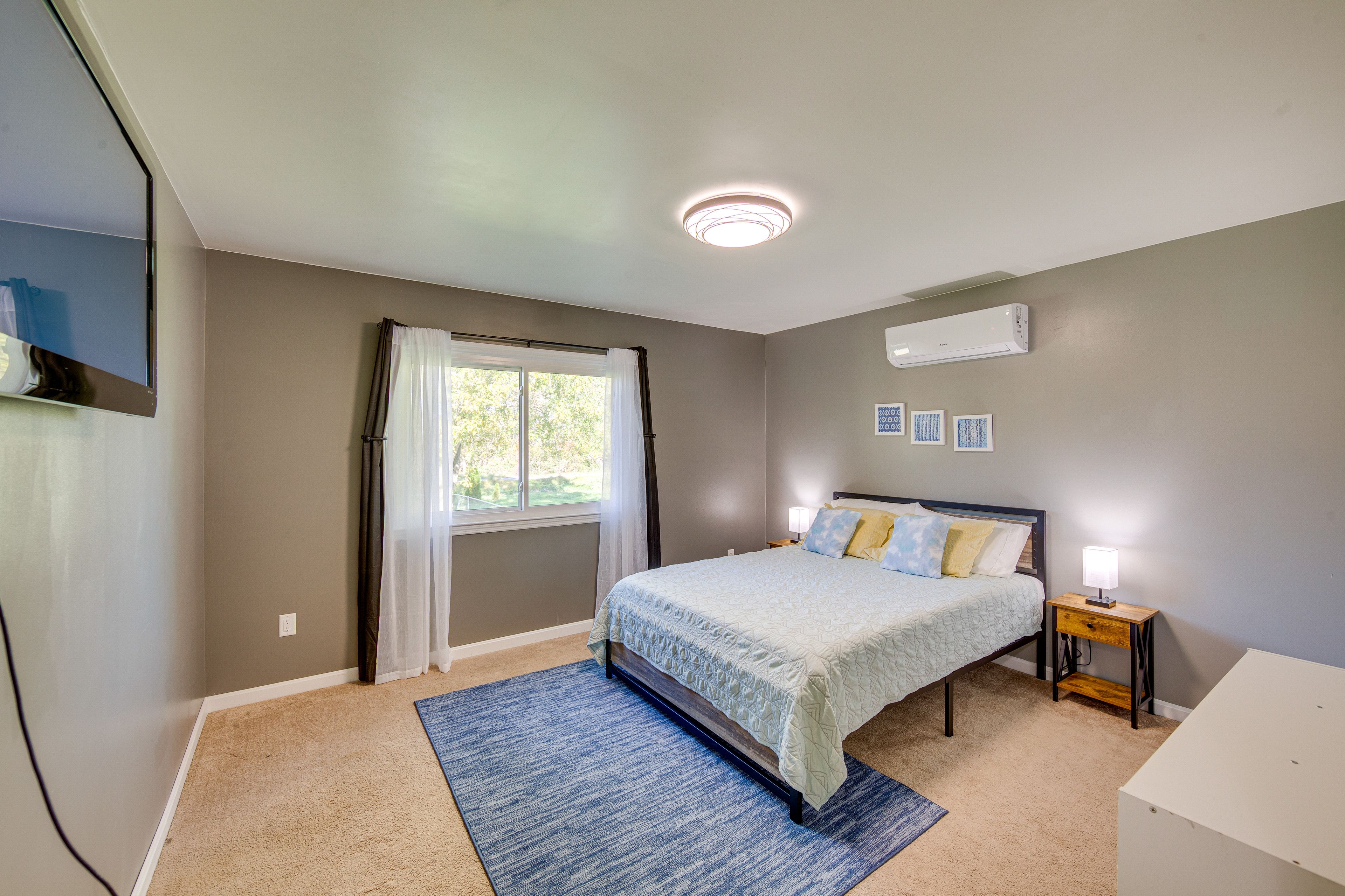Bedroom 1 | California King Bed | Linens & Towels | Smart TV