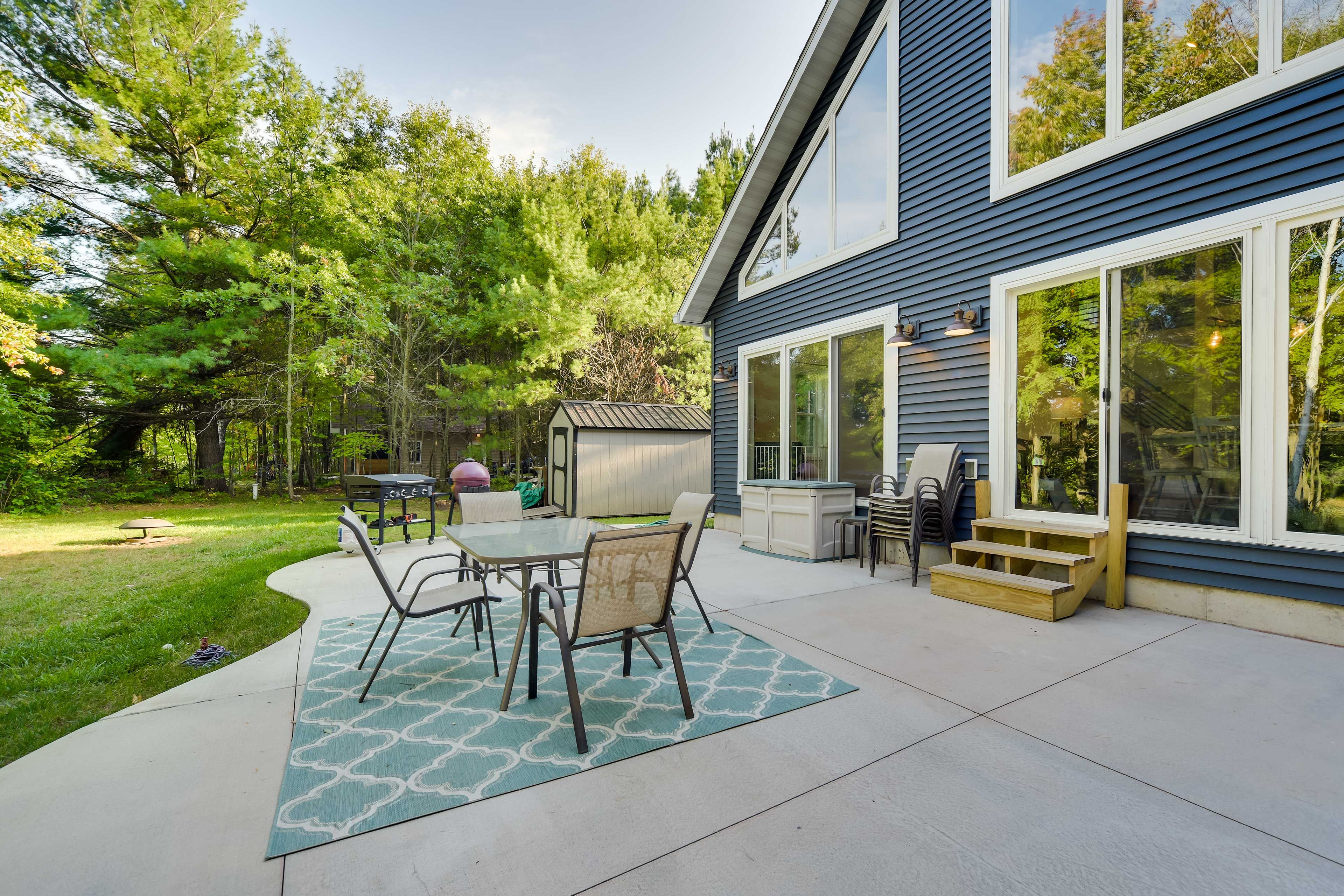 Patio | Dining Area