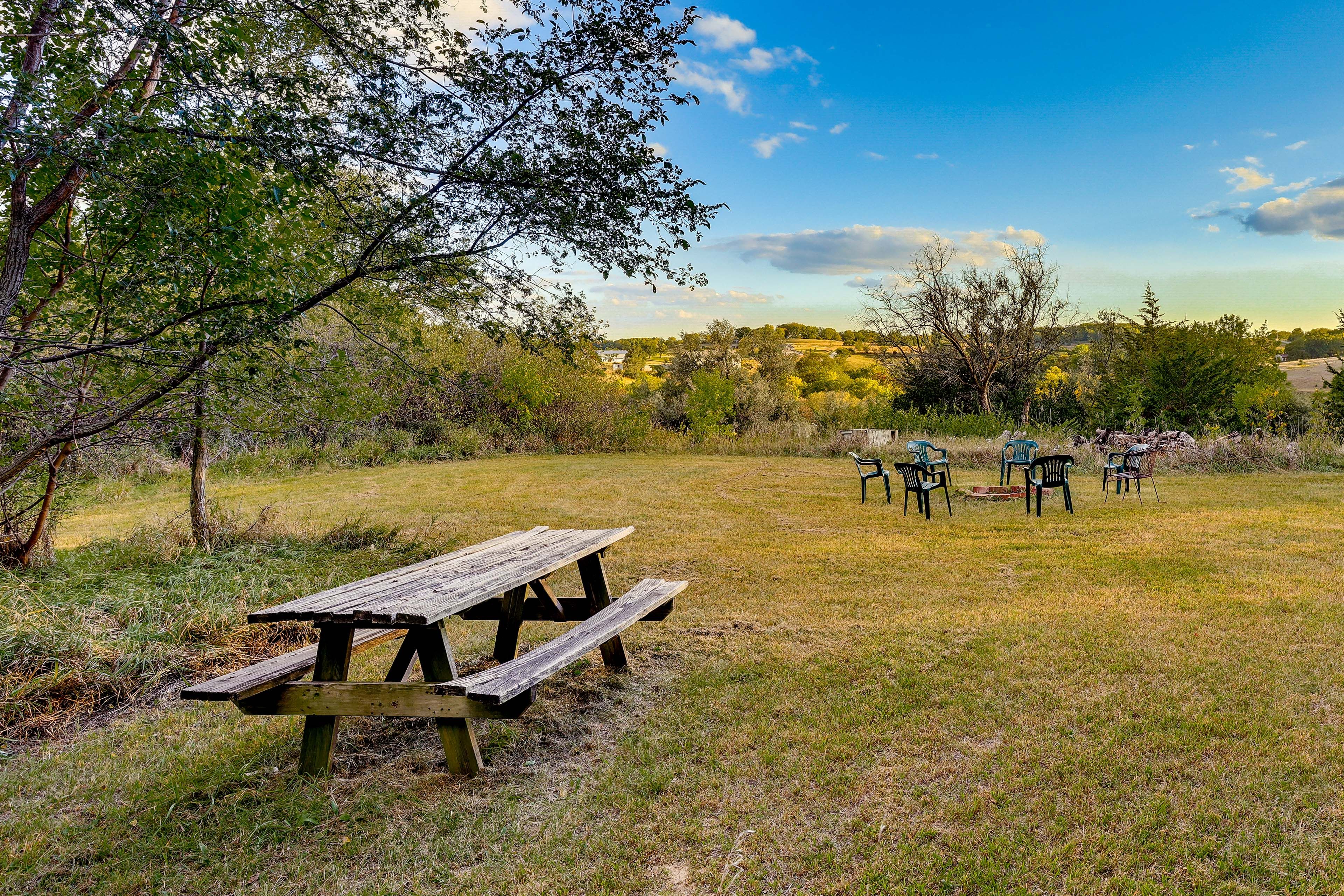 Fort Calhoun Vacation Rental | 2BR | 1BA | Step-Free Access | 1,300 Sq Ft