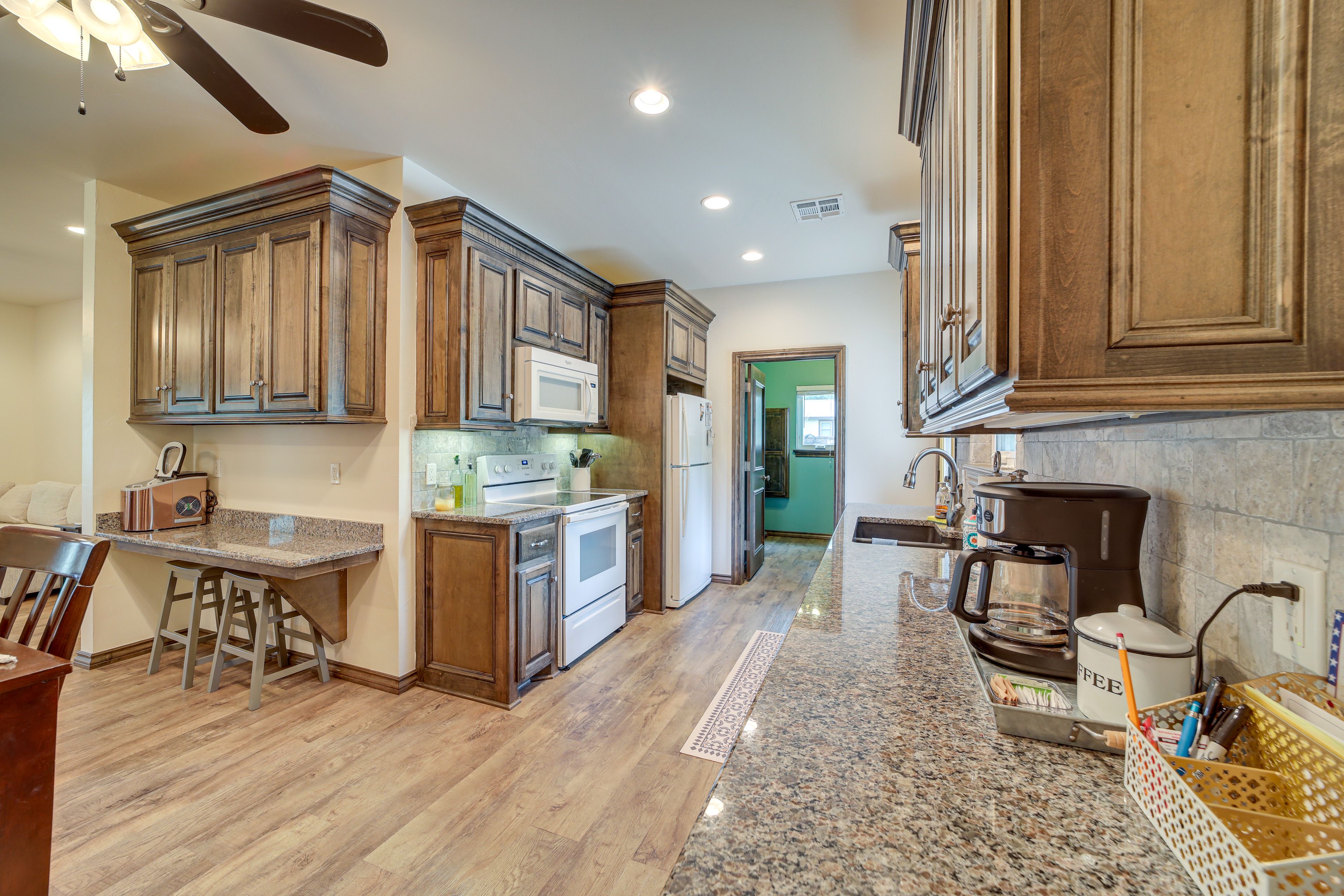 Kitchen | Coffee Maker | Dishwasher | Blender | Toaster
