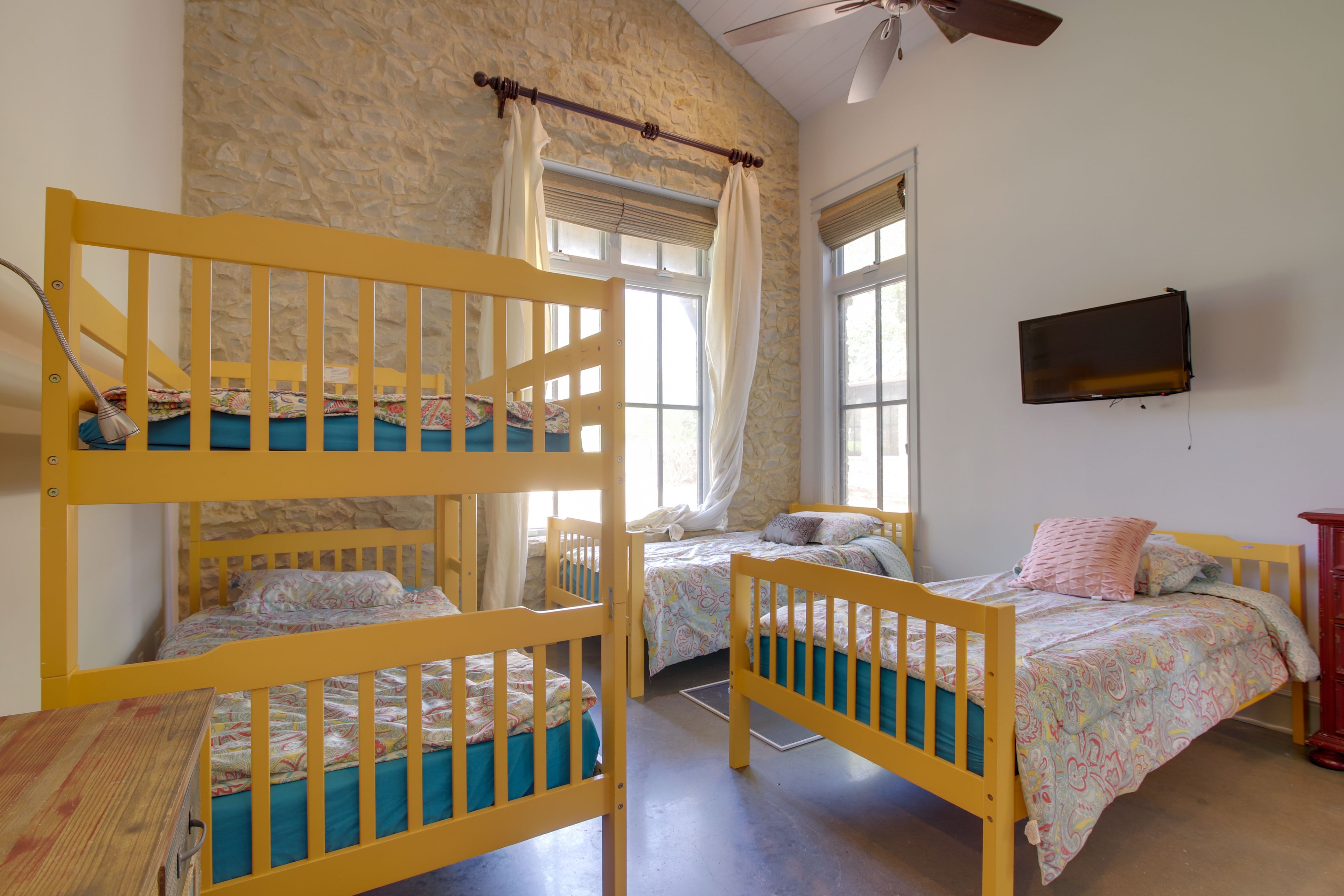 Bedoom 6 (Suite) | 2 Twin Beds | Twin Bunk Bed | TV (Unavailable for Guest Use)