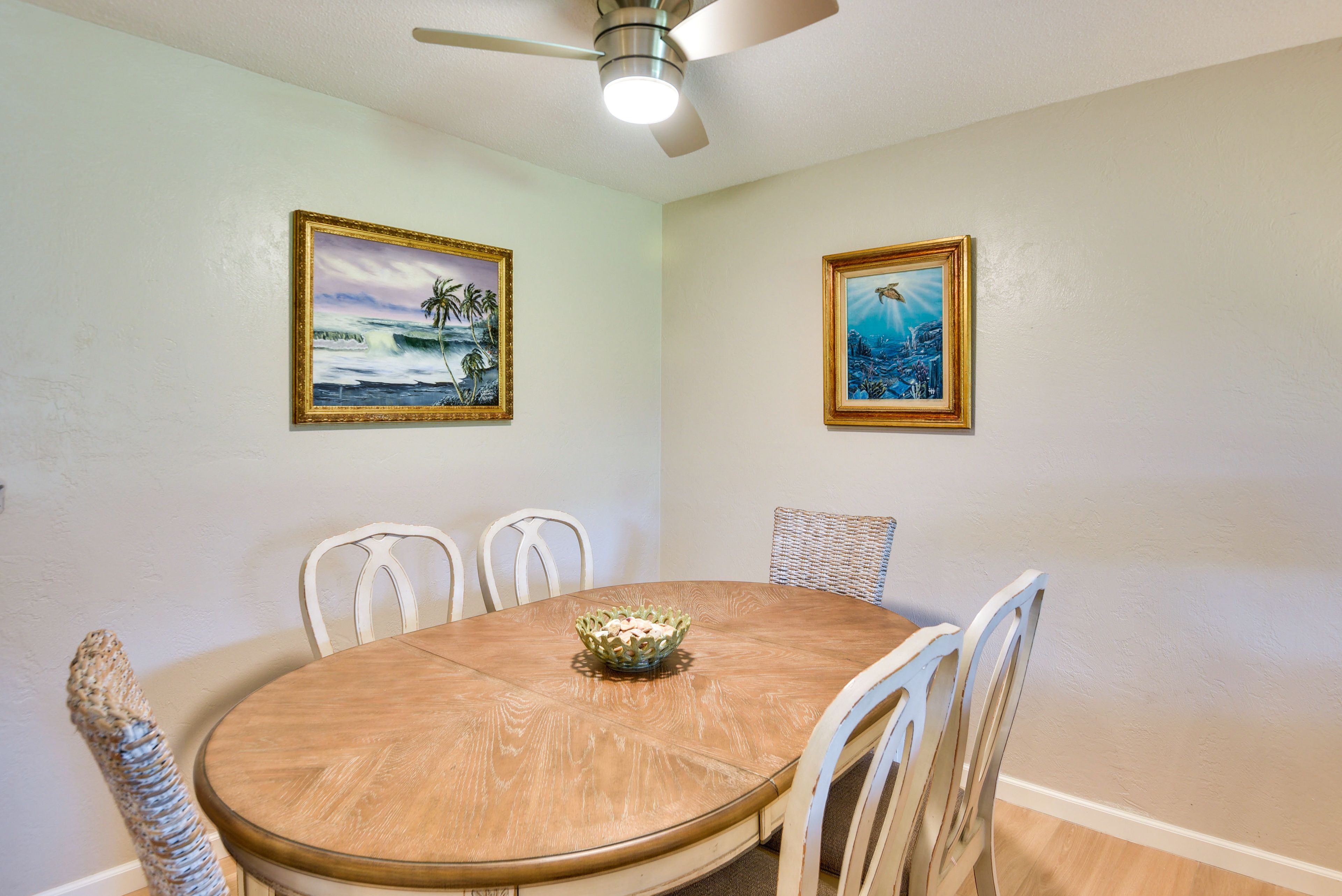 Dining Area | Dining Table | Dishware/Flatware