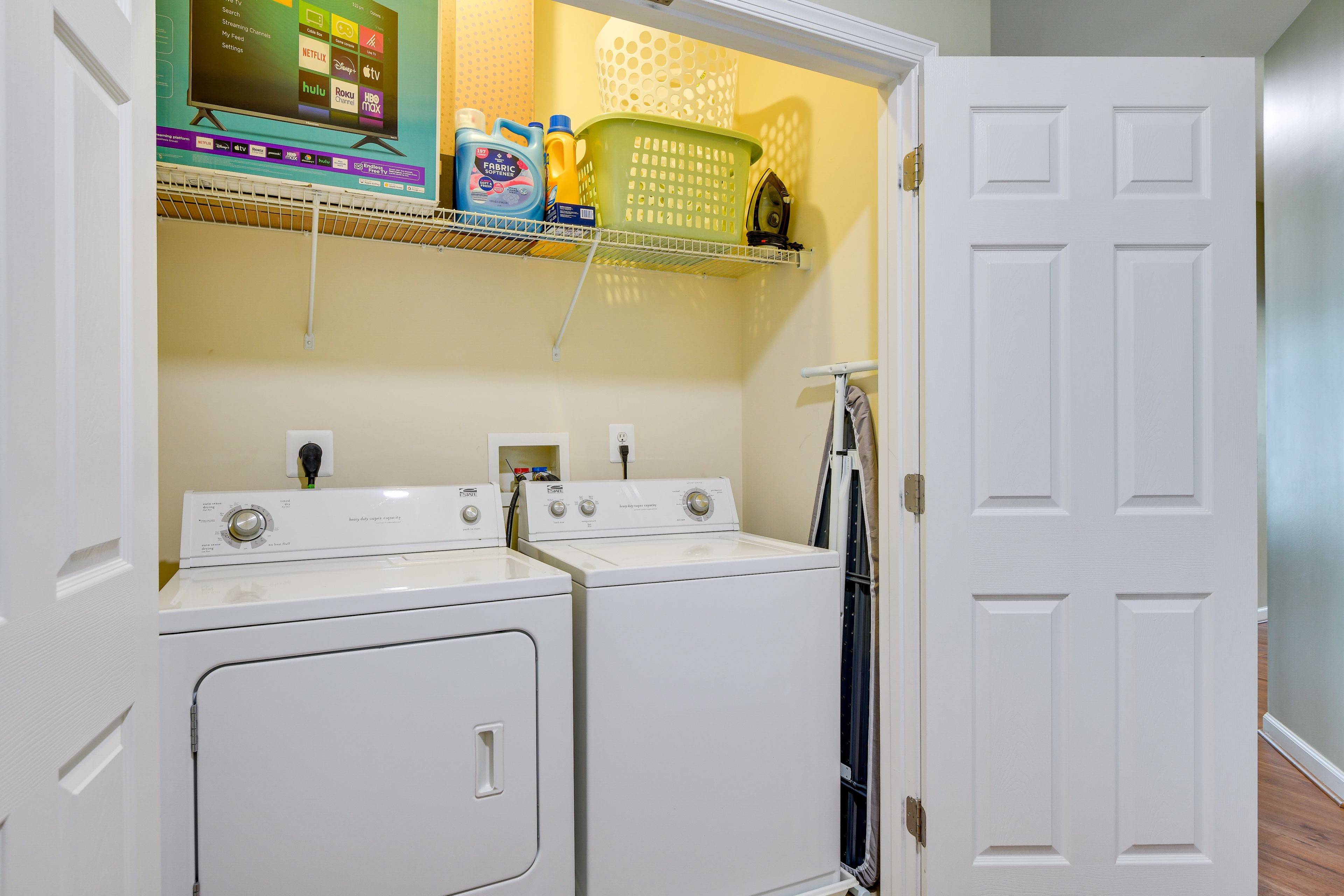 Washer & Dryer