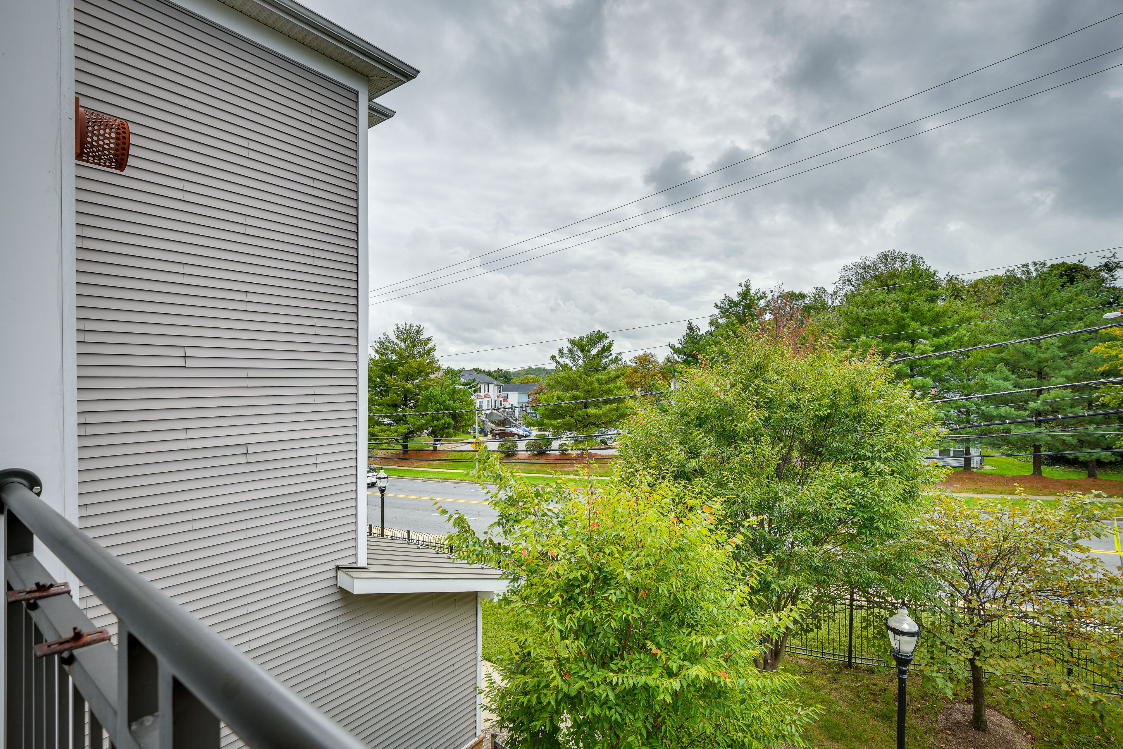 Private Balcony | ~9 Mi to Ford's Theatre