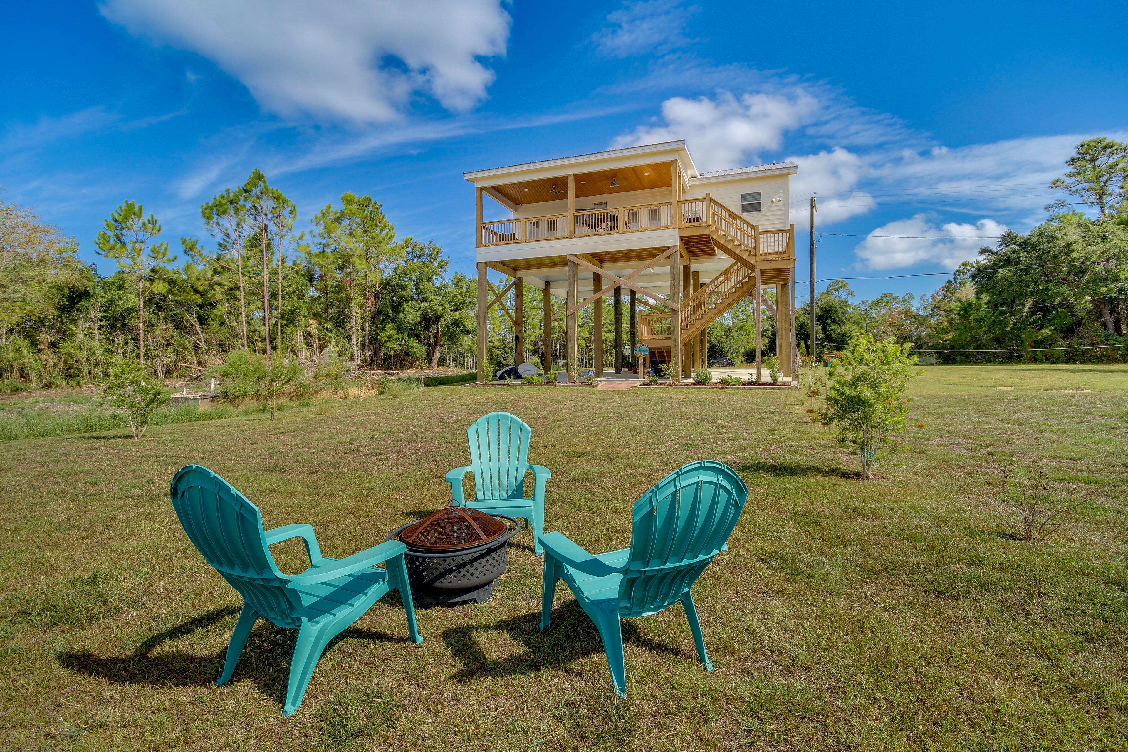 Pass Christian Vacation Rental | 3BR | 2BA | 1,001 Sq Ft | Stairs Required