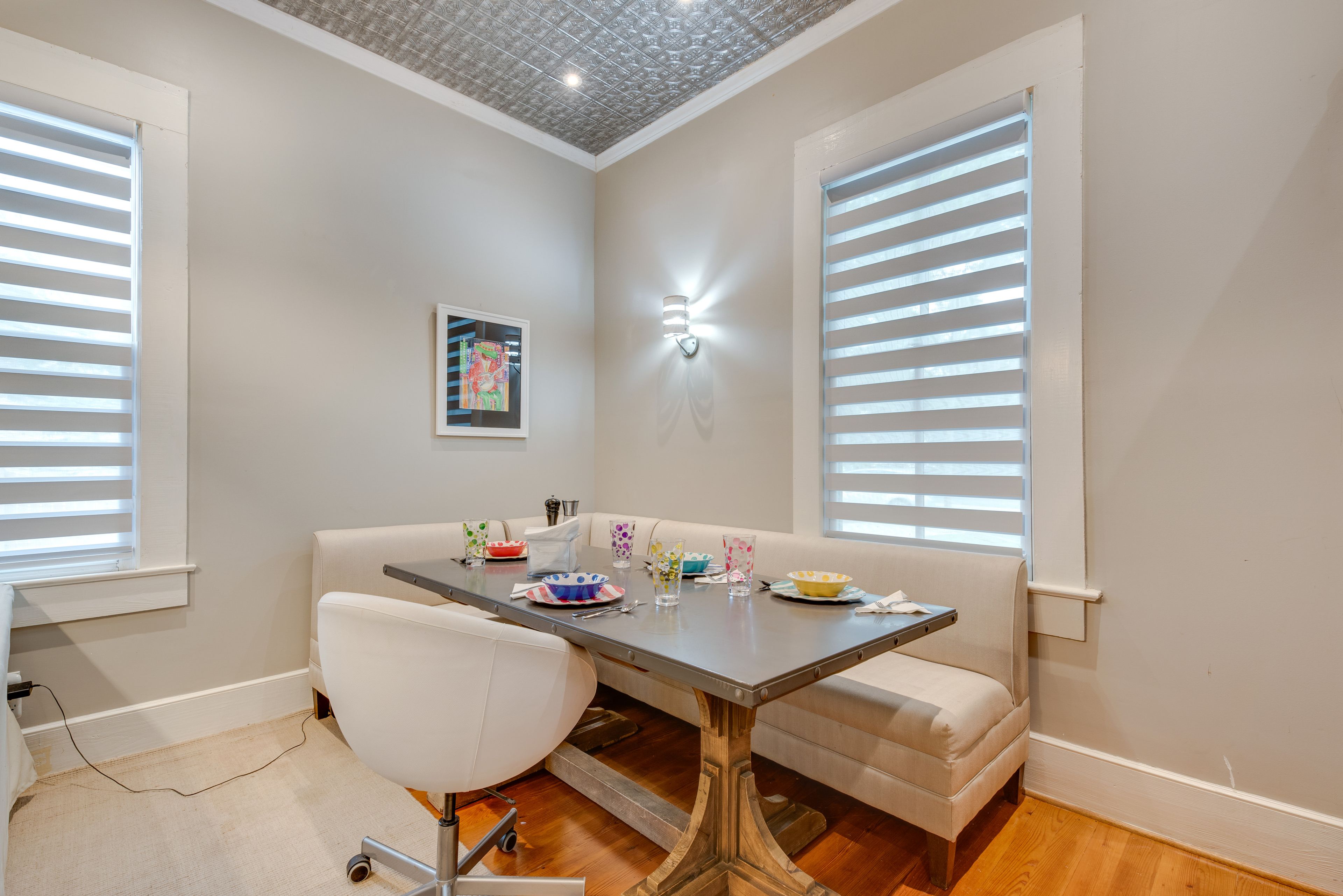 Dining Area | Dishware/Flatware | Trash Bags/Paper Towels