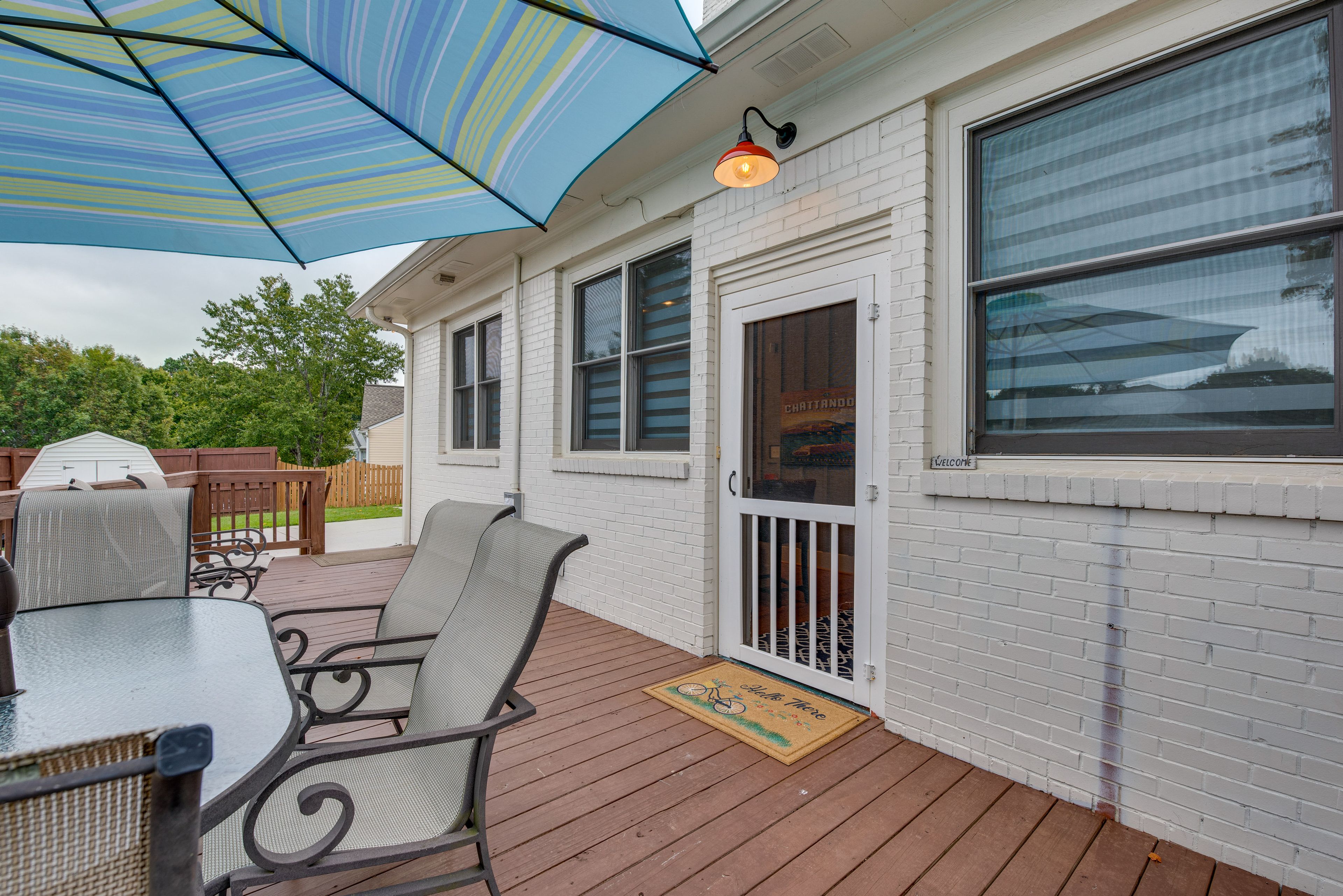 Front Entry | Deck | Dining Area