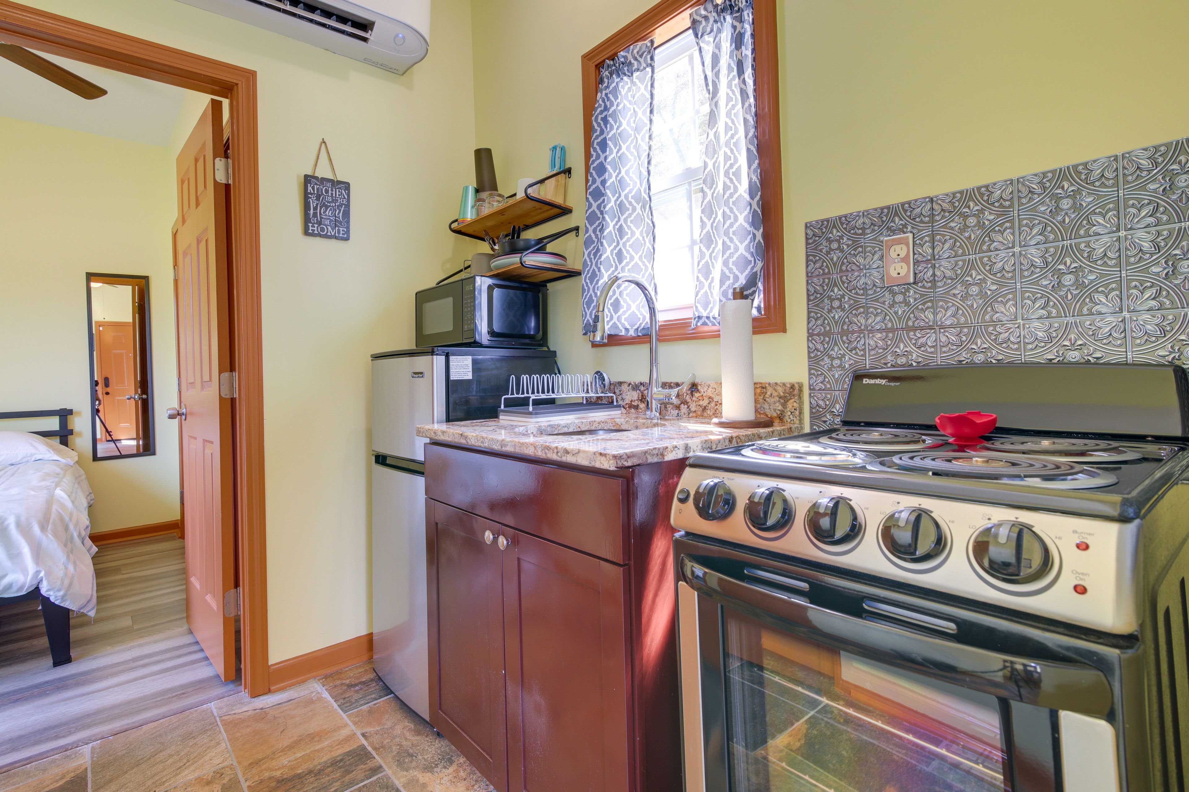 Kitchenette