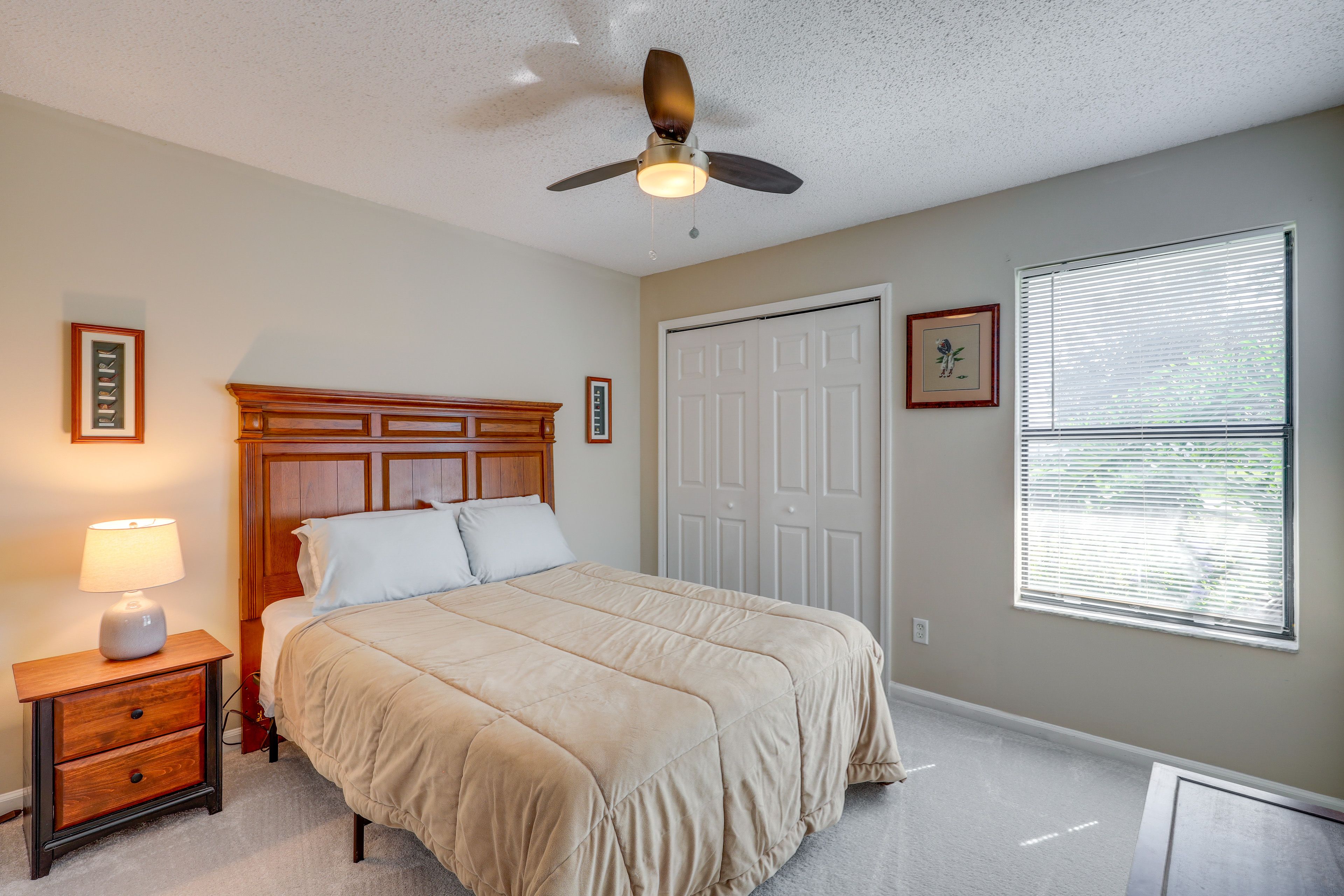 Bedroom 2 | Queen Bed