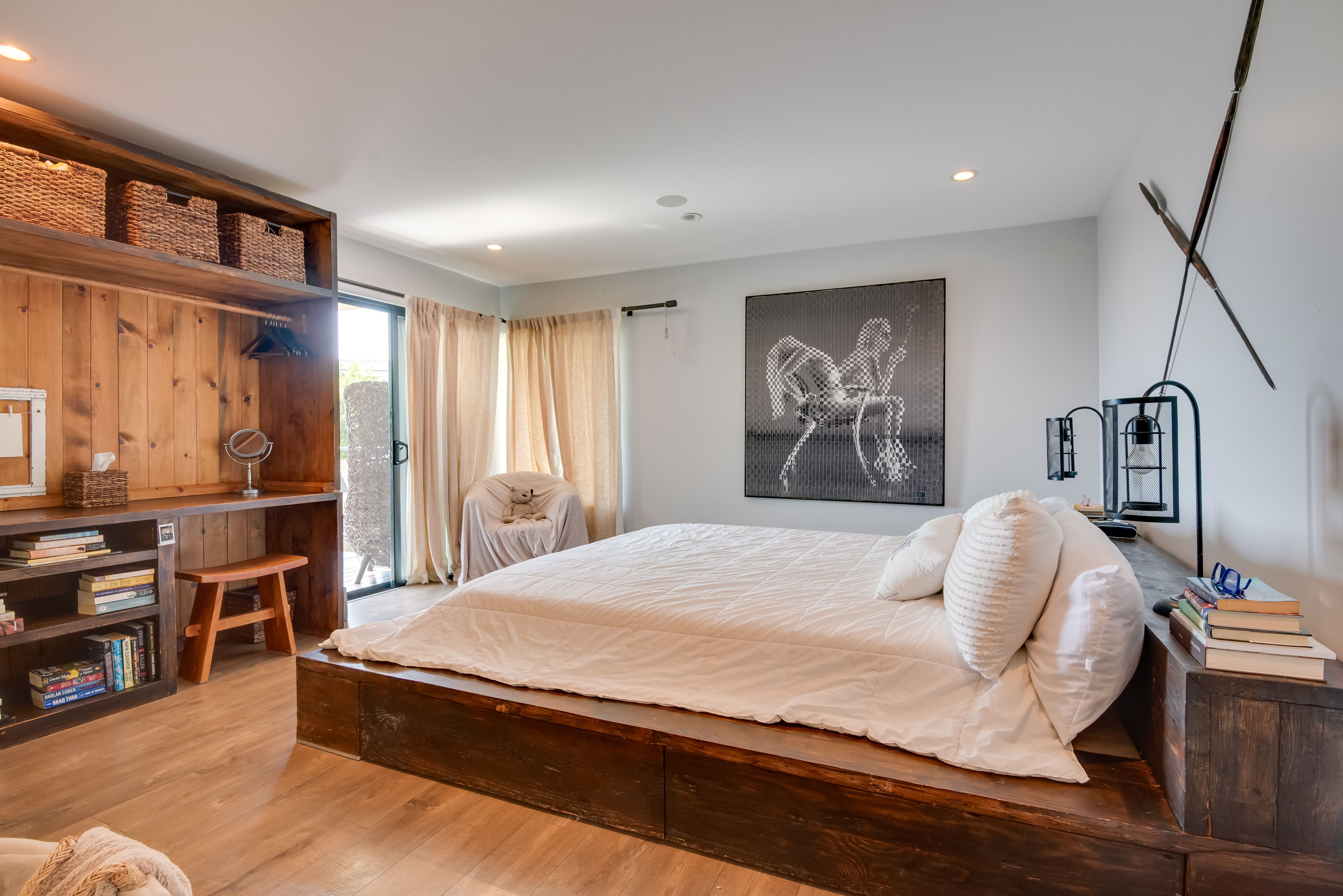 Bedroom 1 | California King Bed | En-Suite Bathroom