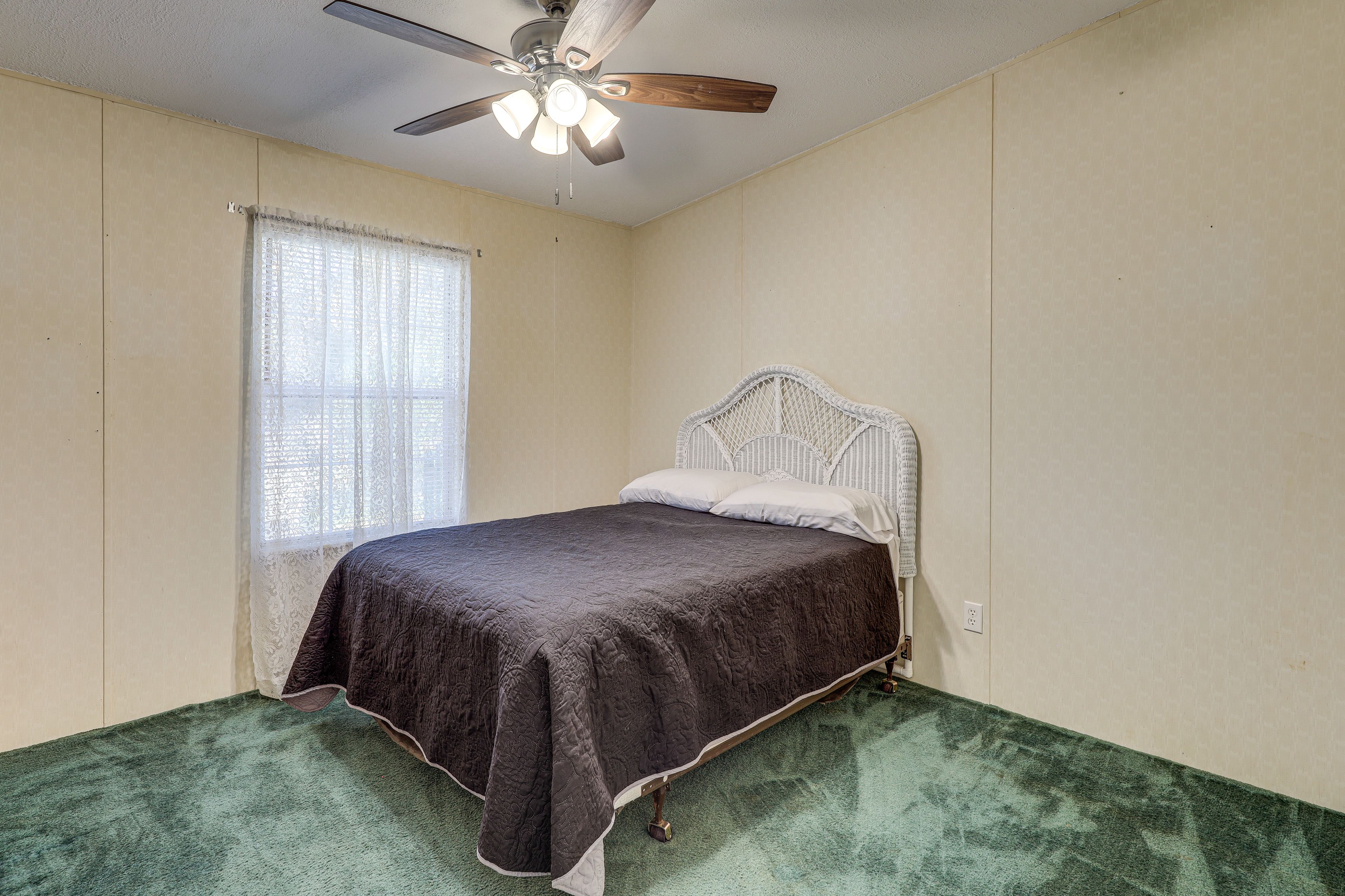 Bedroom 2 | Full Bed | Linens Provided