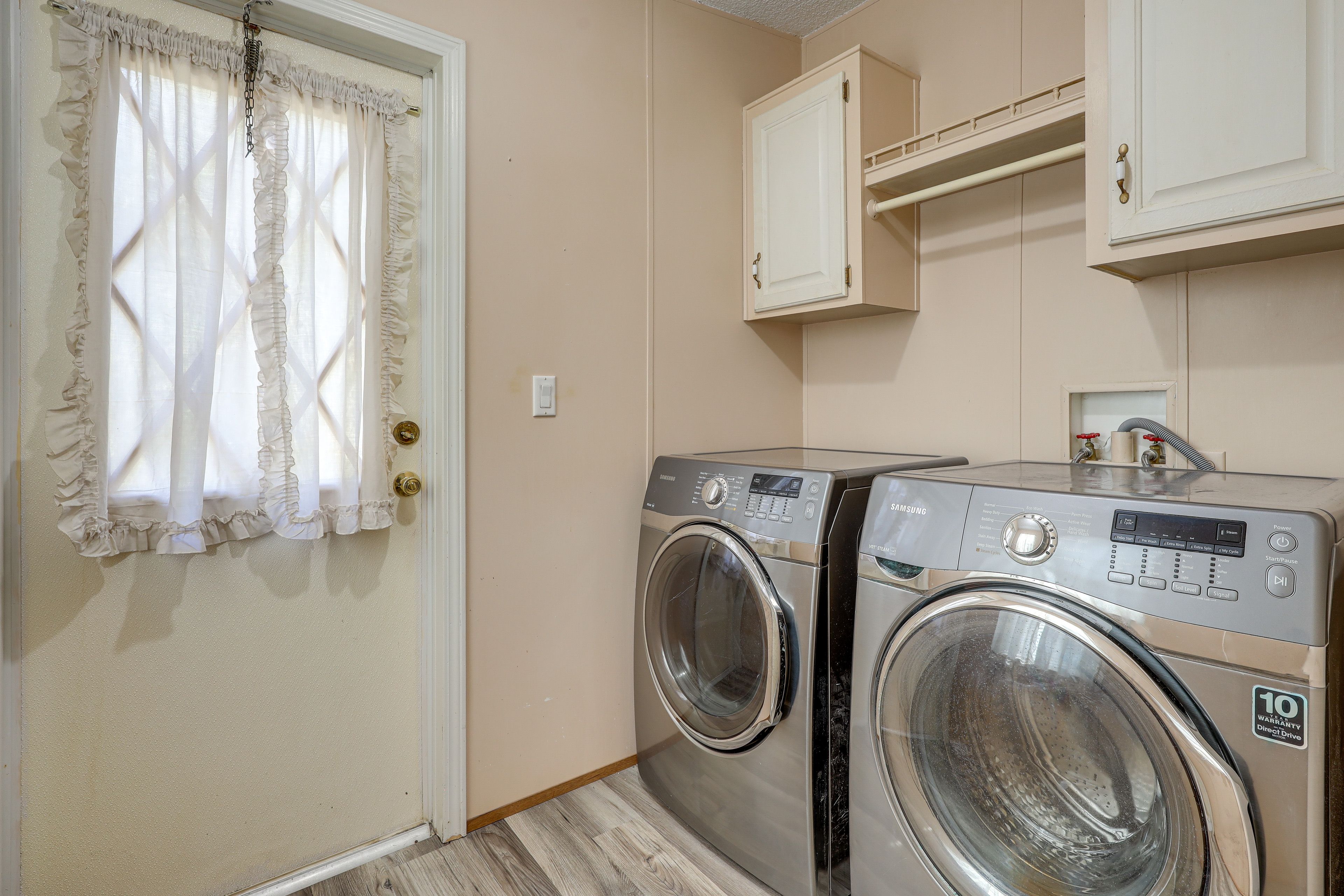 In-Unit Laundry