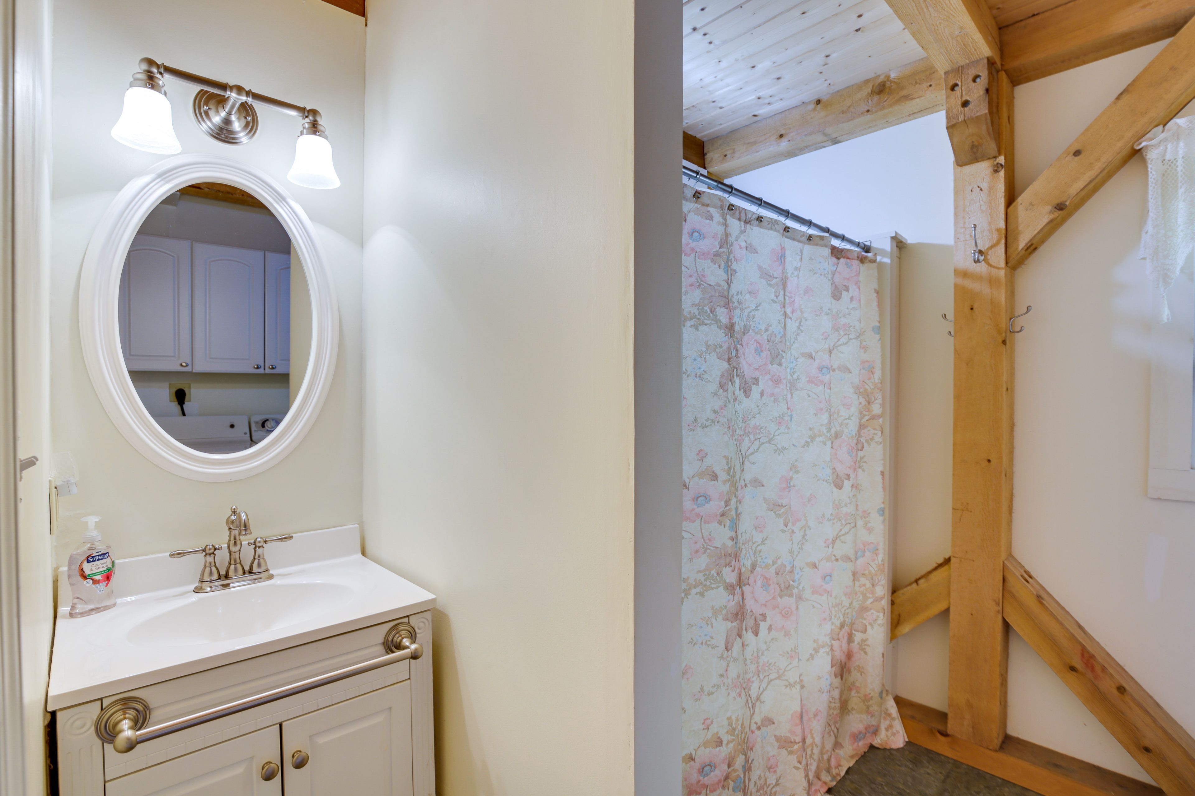 Bathroom | Towels Provided