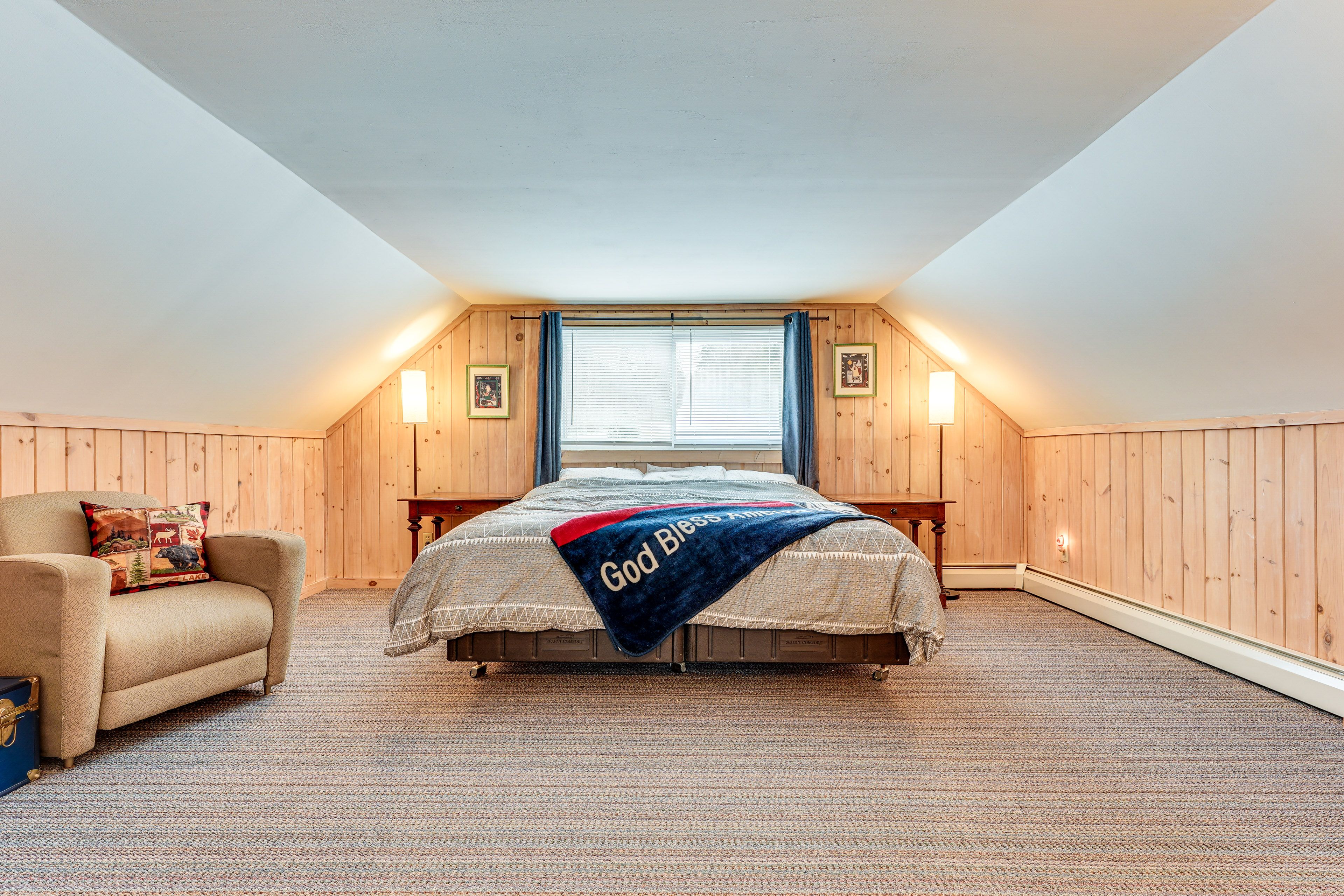 Bedroom 3 | King Bed | Top Floor