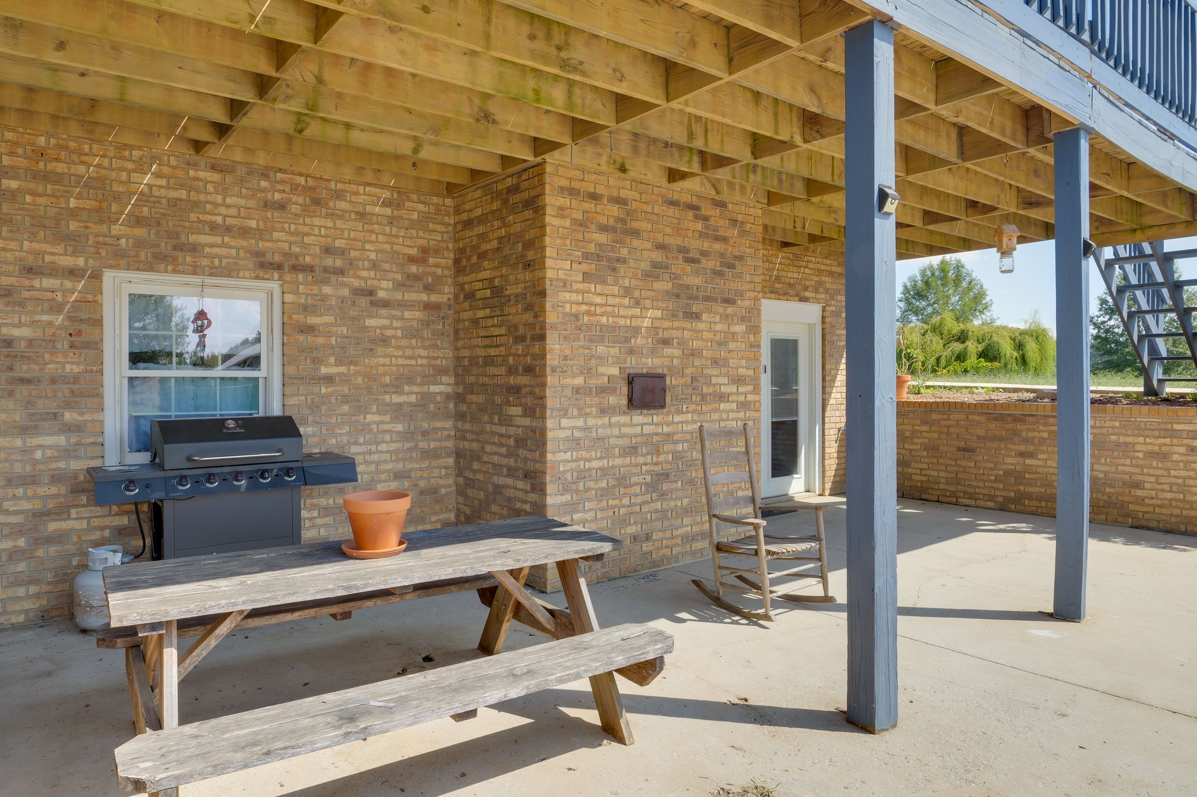 Patio | Gas Grill | Dining Area