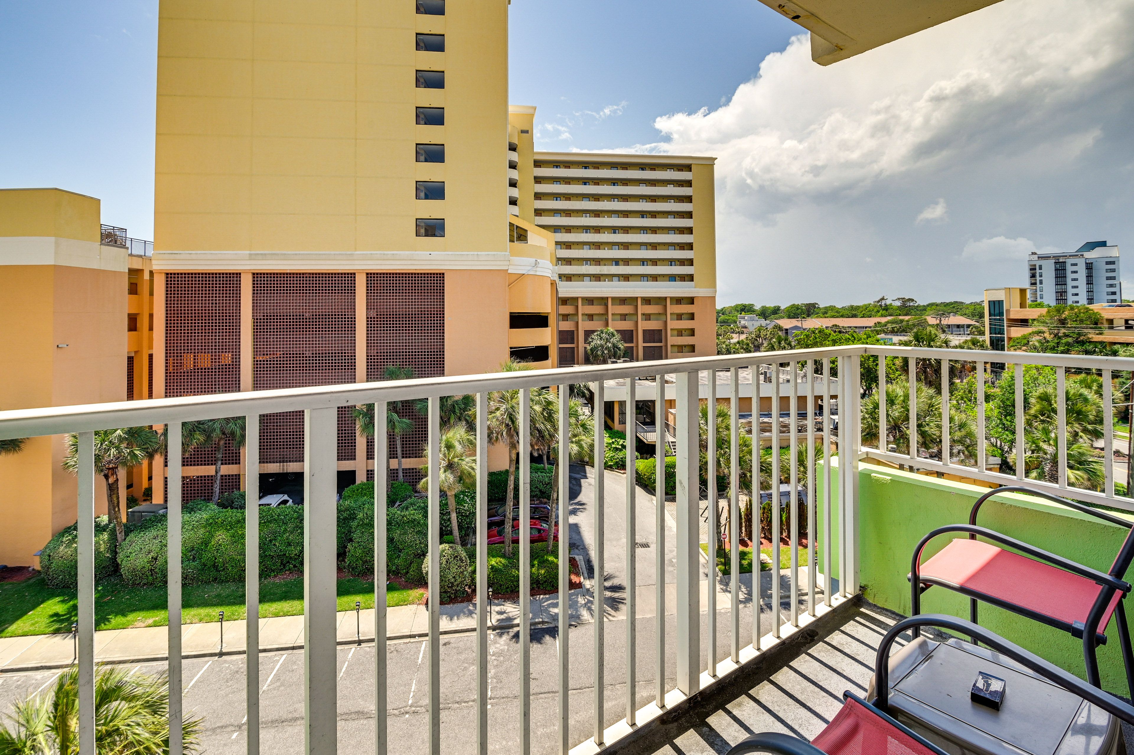 Balcony | Water Views