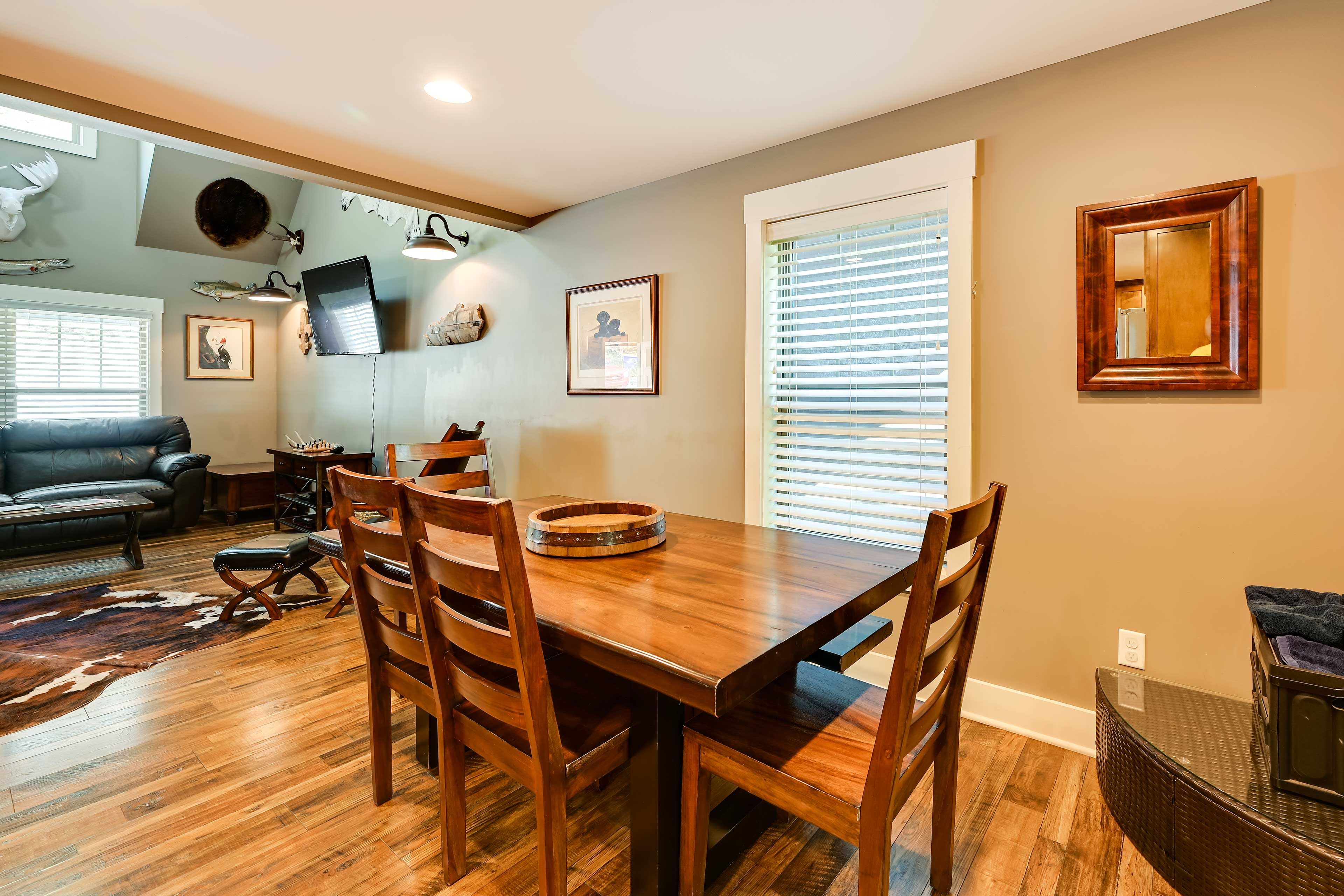 Dining Area | Dishware & Flatware Provided | Screened Porch Access