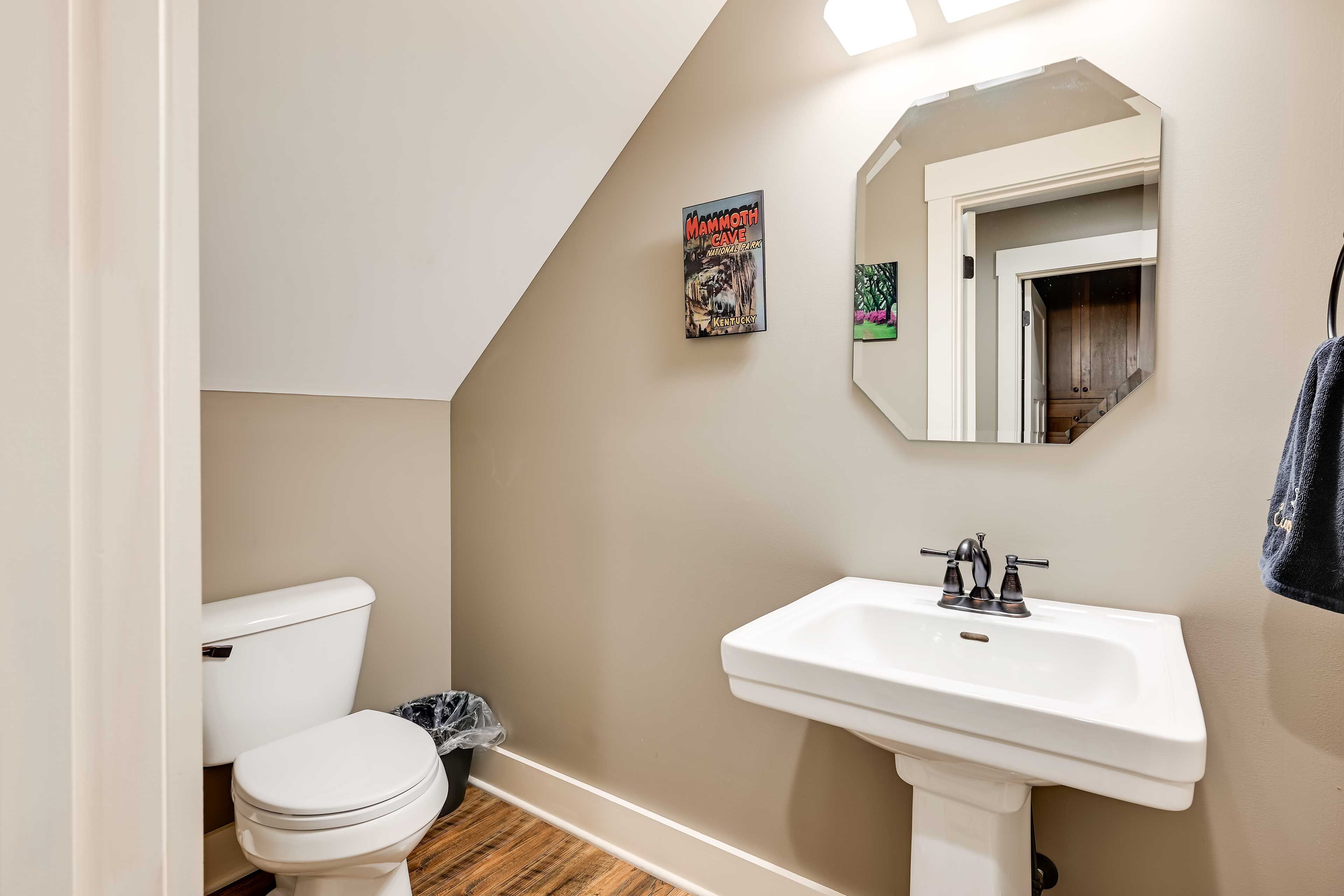 Half Bathroom | 1st Floor