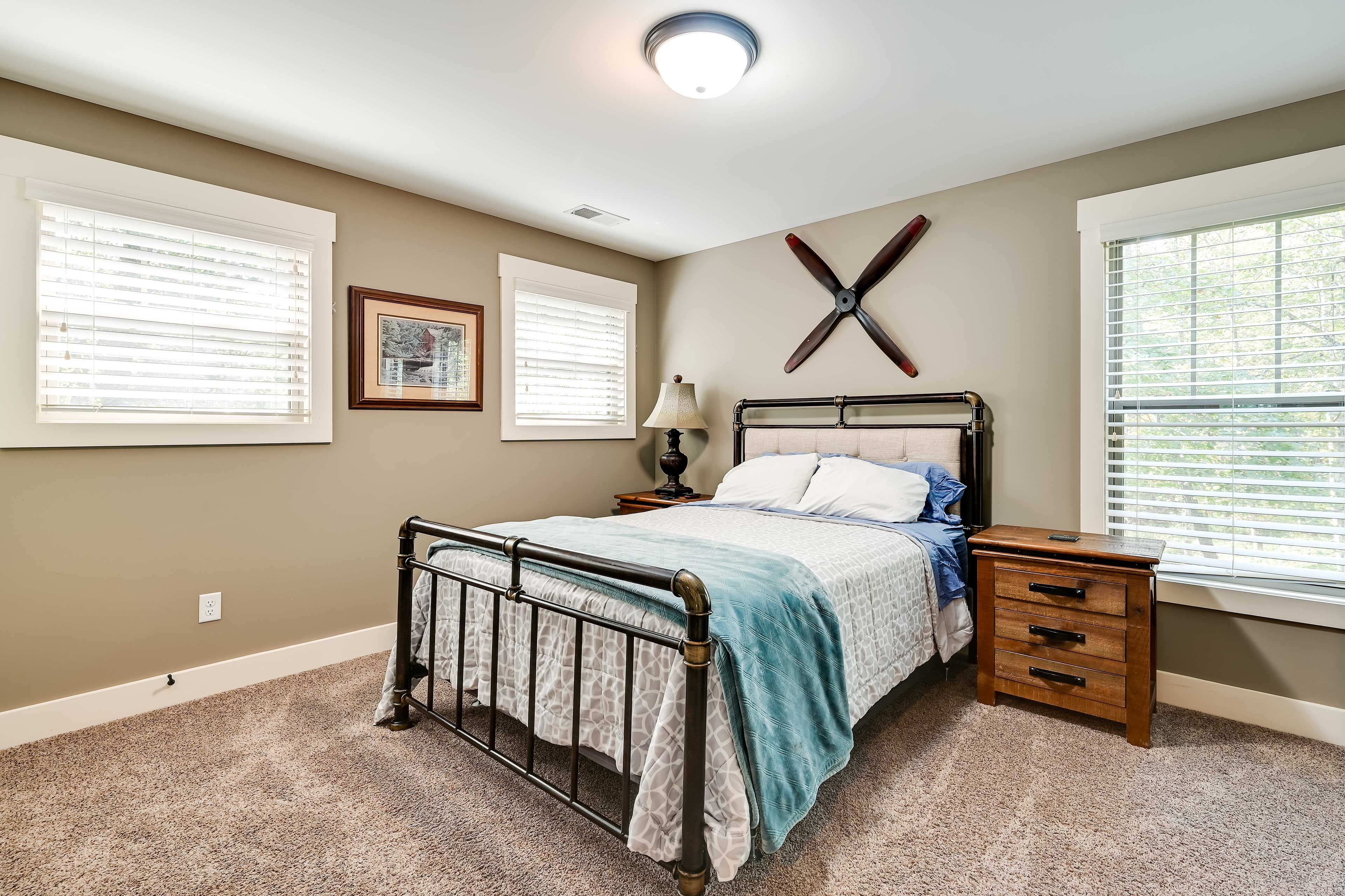 Bedroom 3 | 2nd Floor | Queen Bed | Smart TV