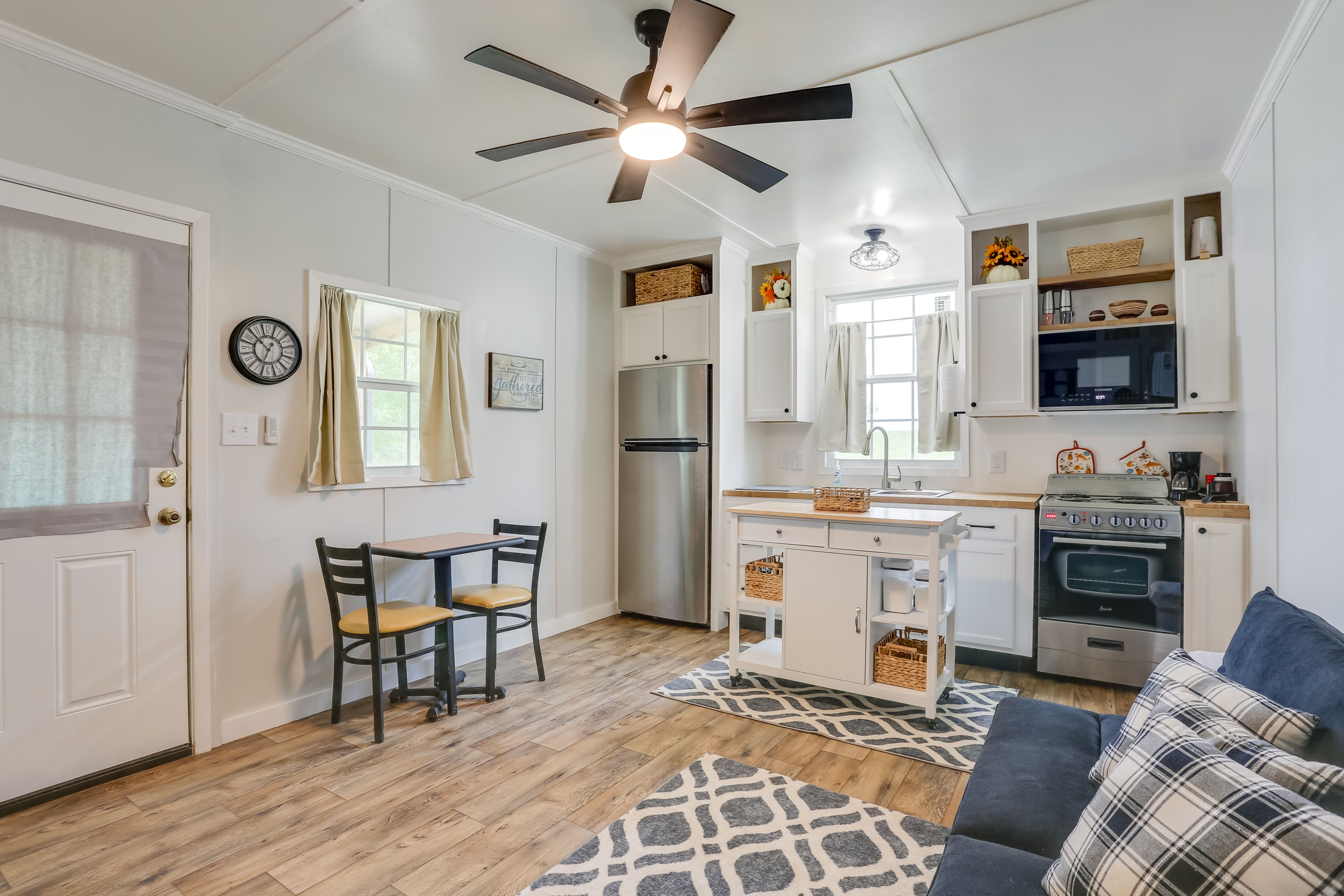 Kitchen | Drip Coffee Maker | Blender | Toaster