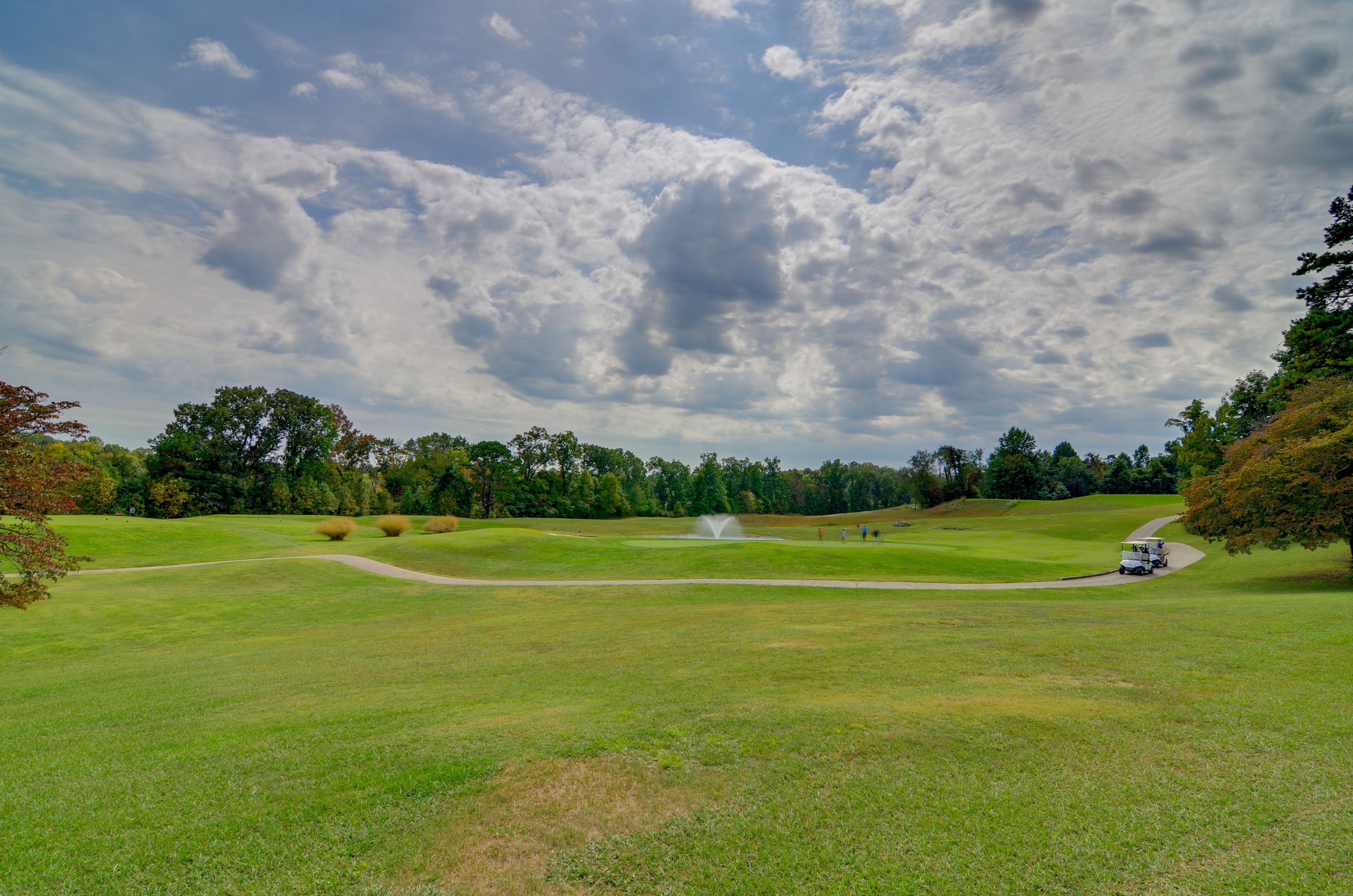 2 Mi to General Burnside Island Golf