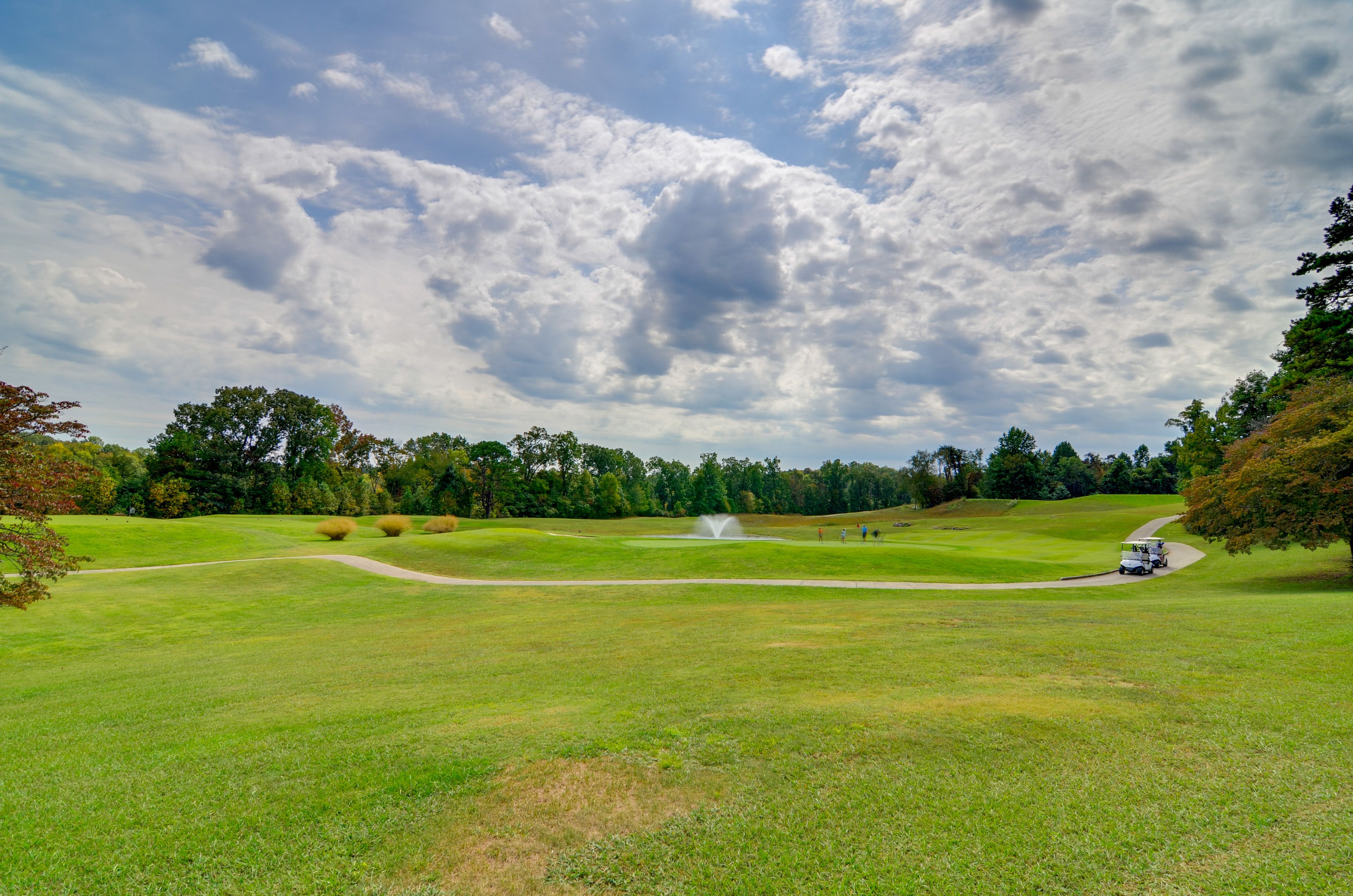 2 Mi to General Burnside Island Golf