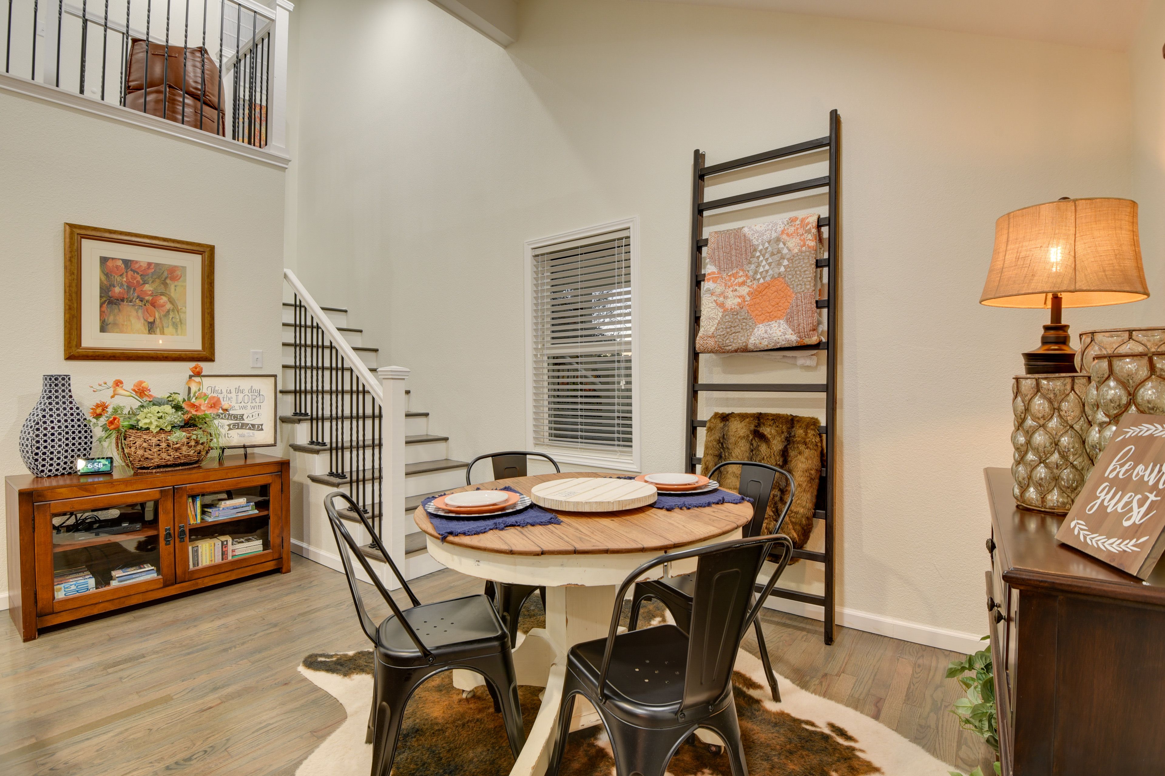Breakfast Nook