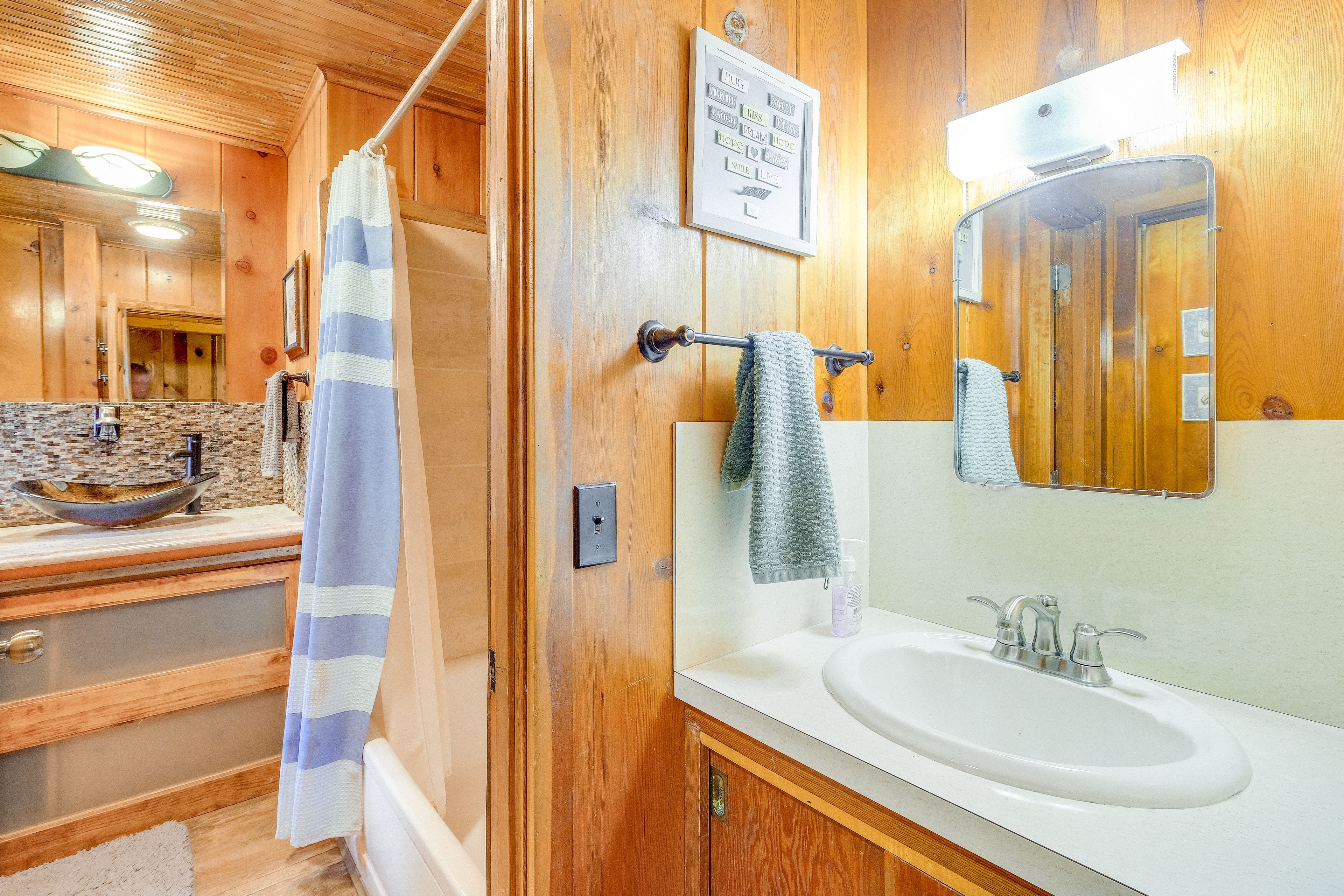 Full Bathroom