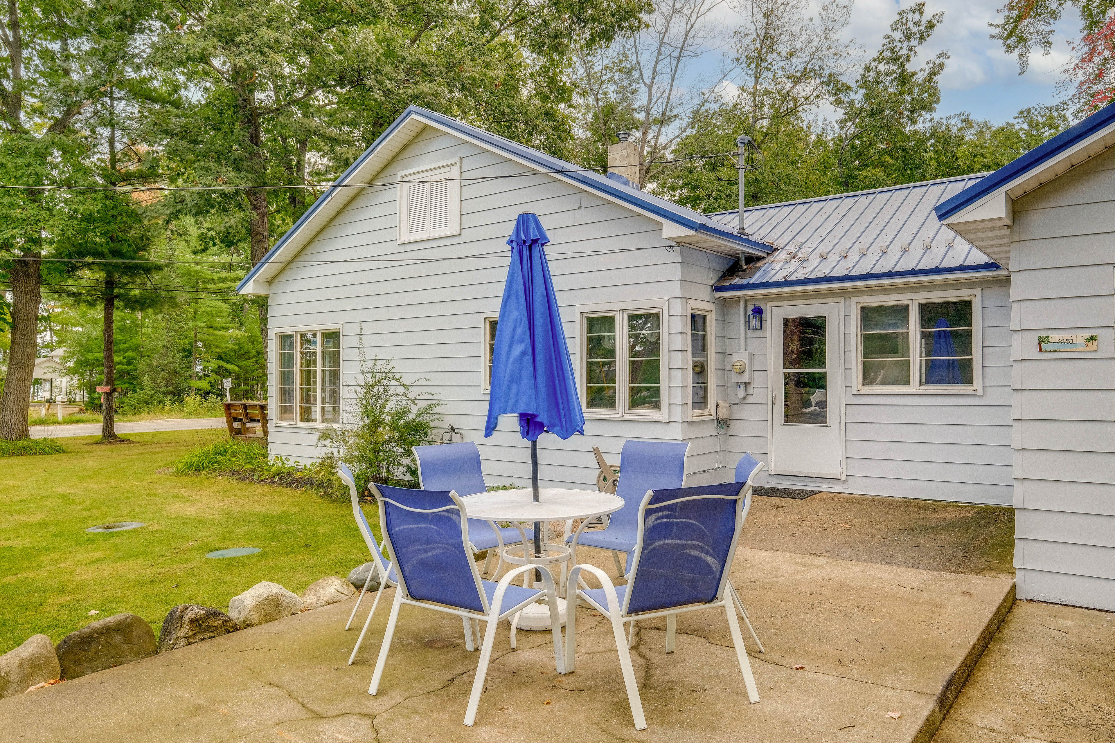 Patio | Outdoor Dining