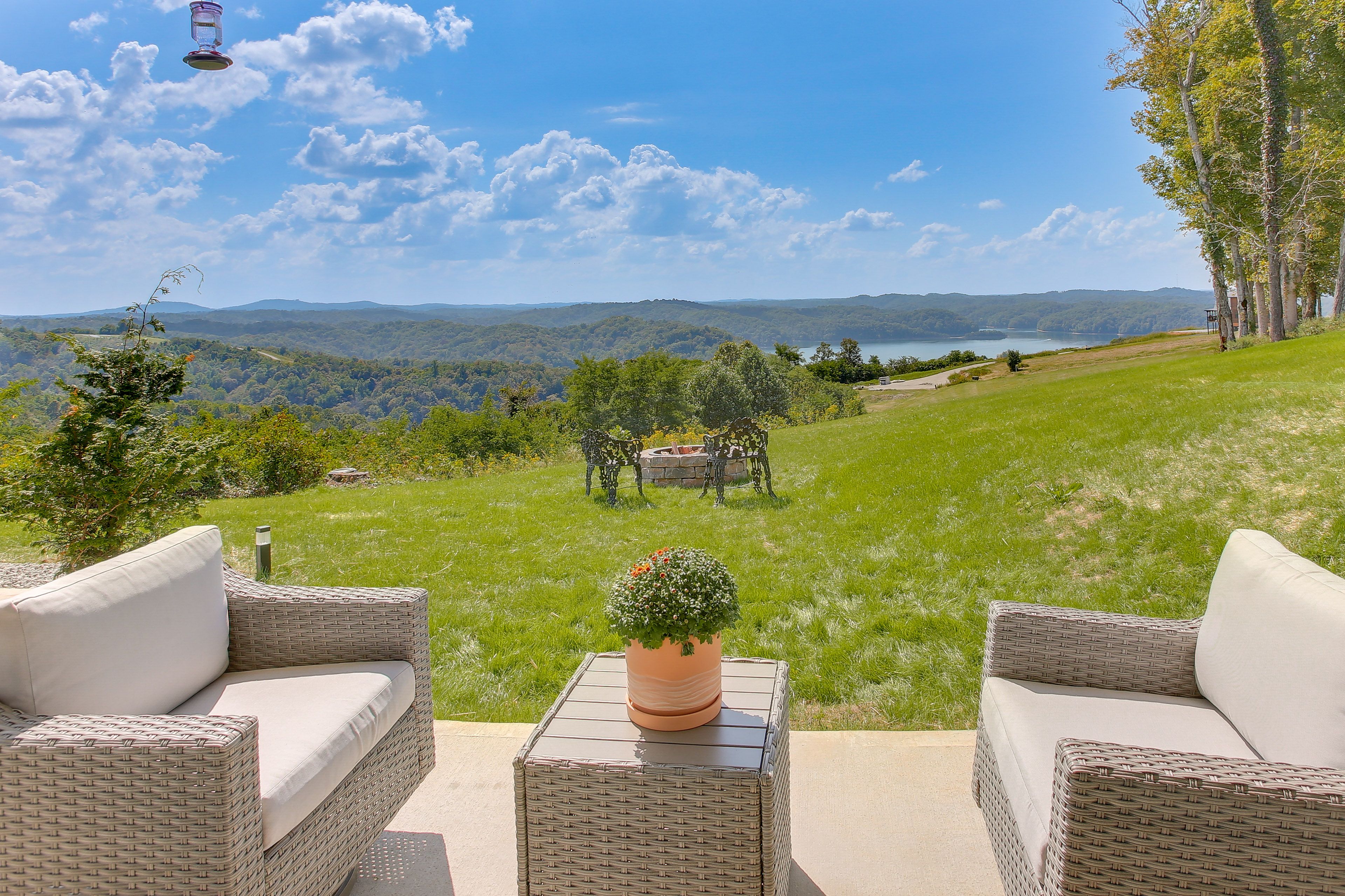 Hilham Vacation Rental | Studio | 1BA | 450 Sq Ft | Step-Free Access