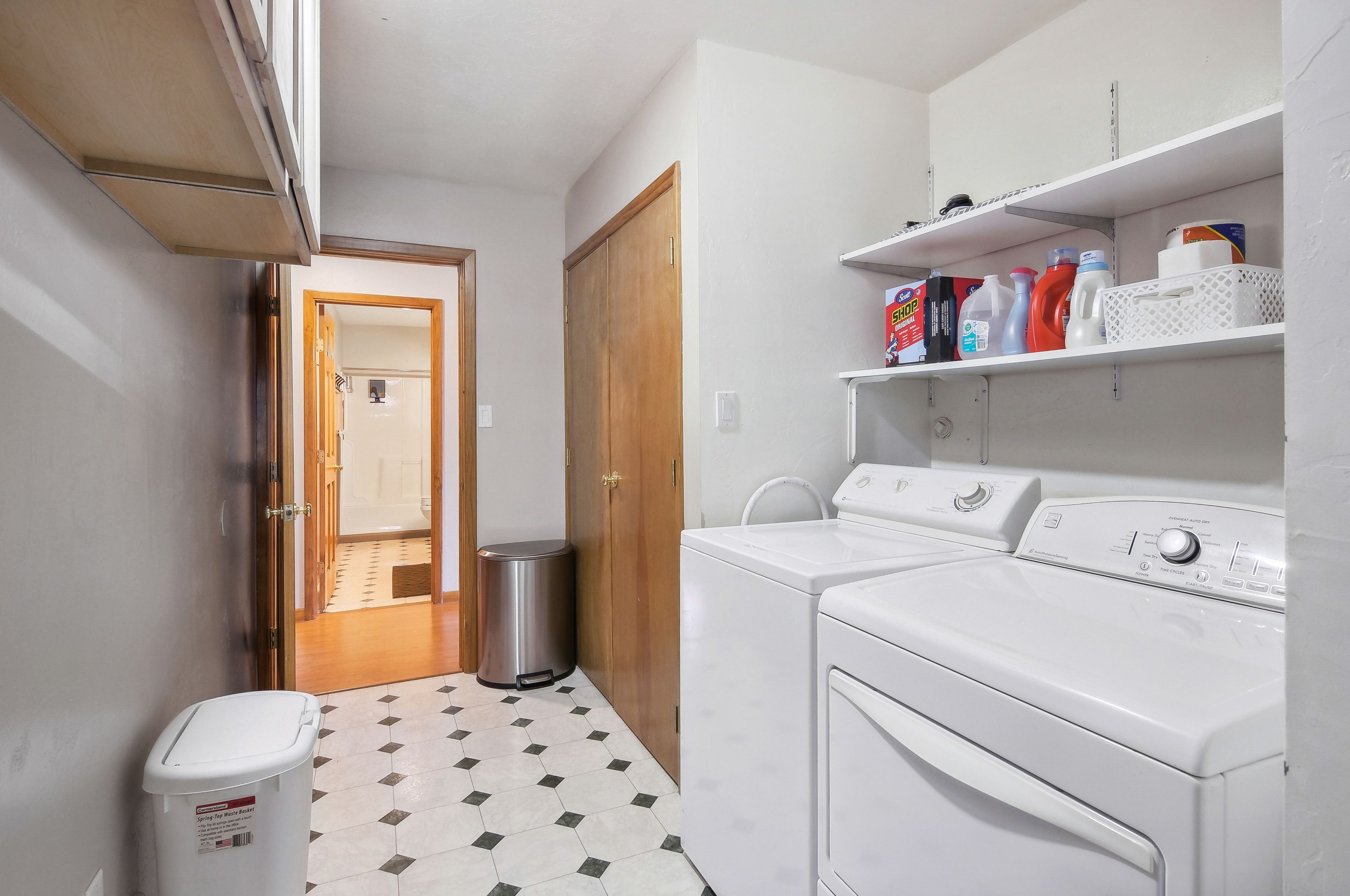 Washer & Dryer