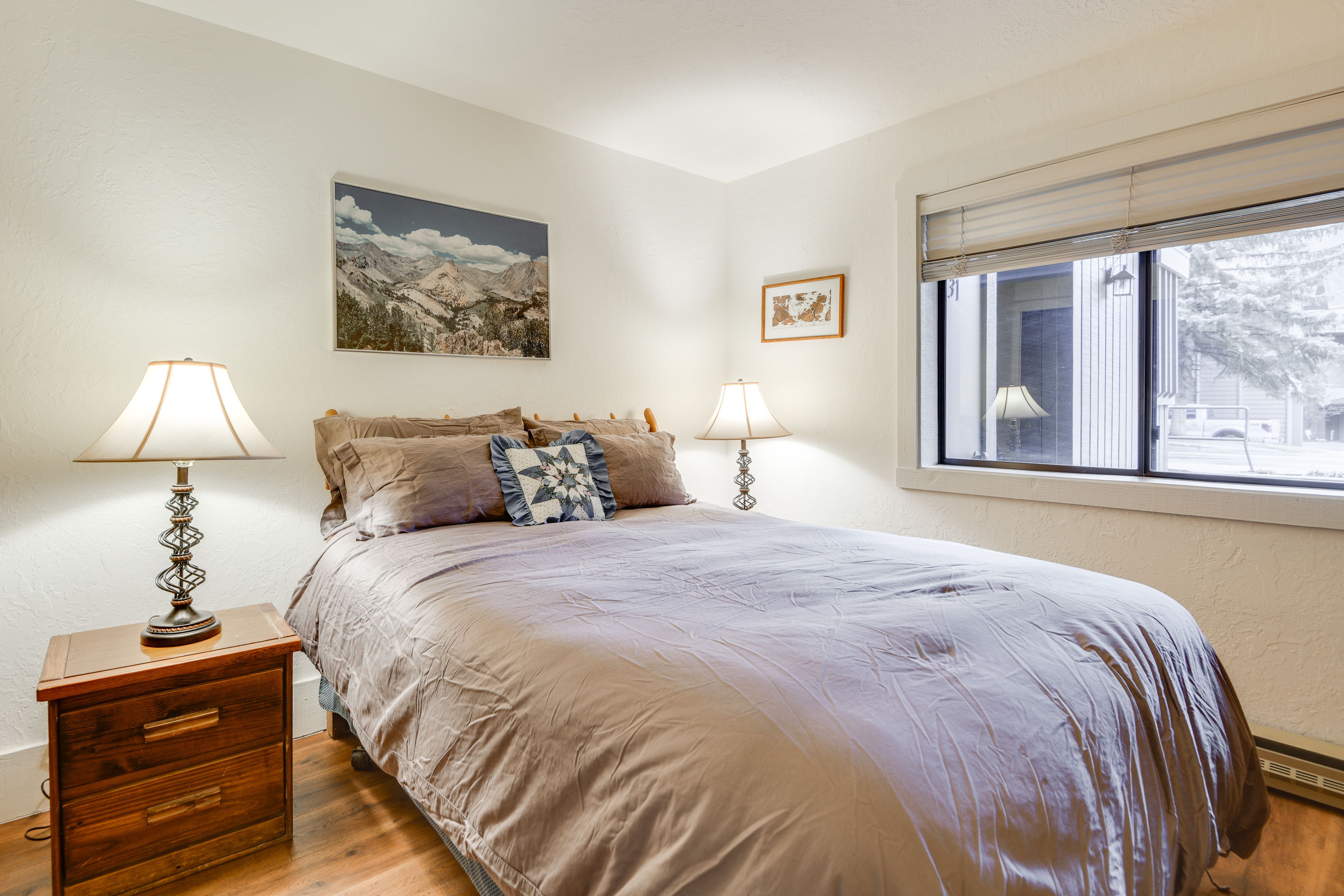 Bedroom 1 | Queen Bed | Linens Provided