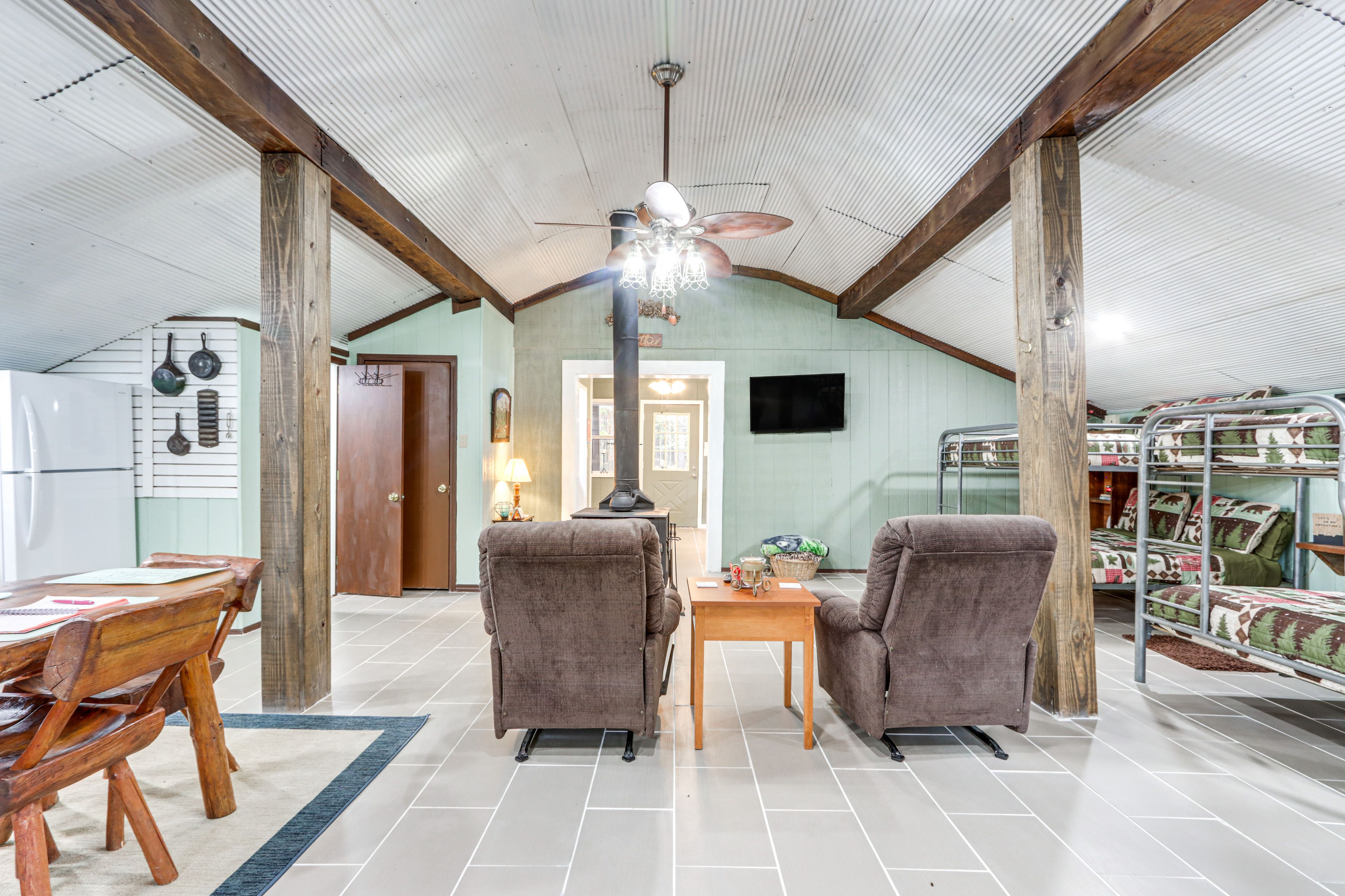 Studio | Seating Area | Smart TV | Wood-Burning Stove