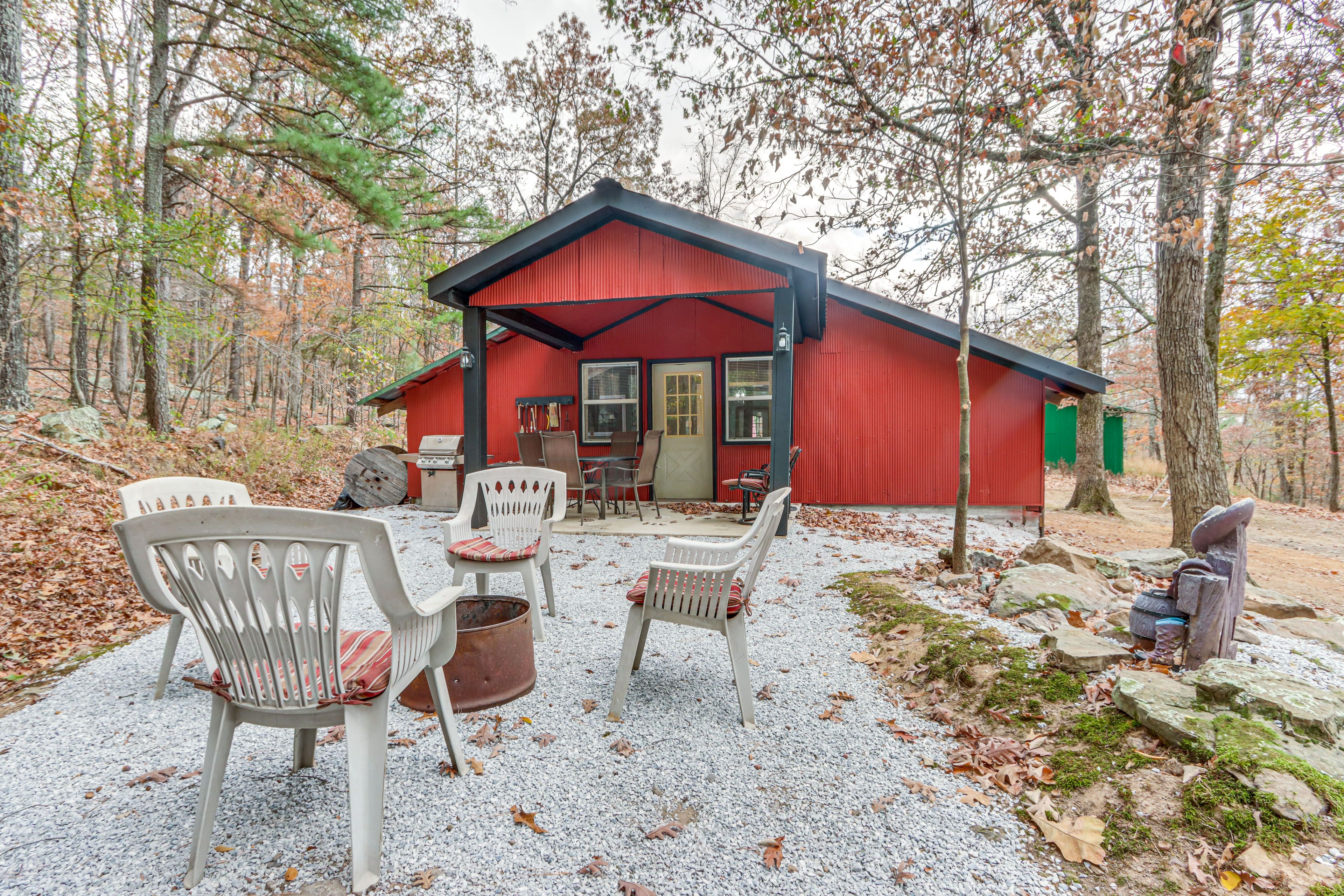 Elkins Vacation Rental | Studio | 1BA | Step-Free Access | 800 Sq Ft