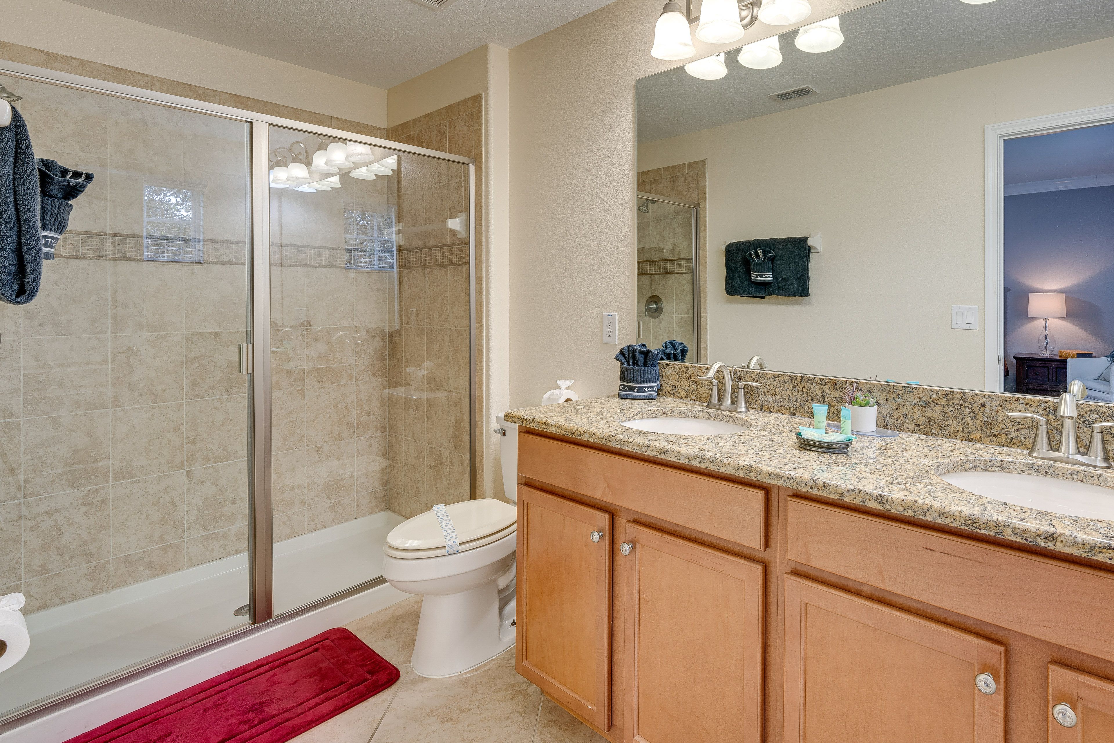 Bathroom | Complimentary Toiletries | Towels Provided
