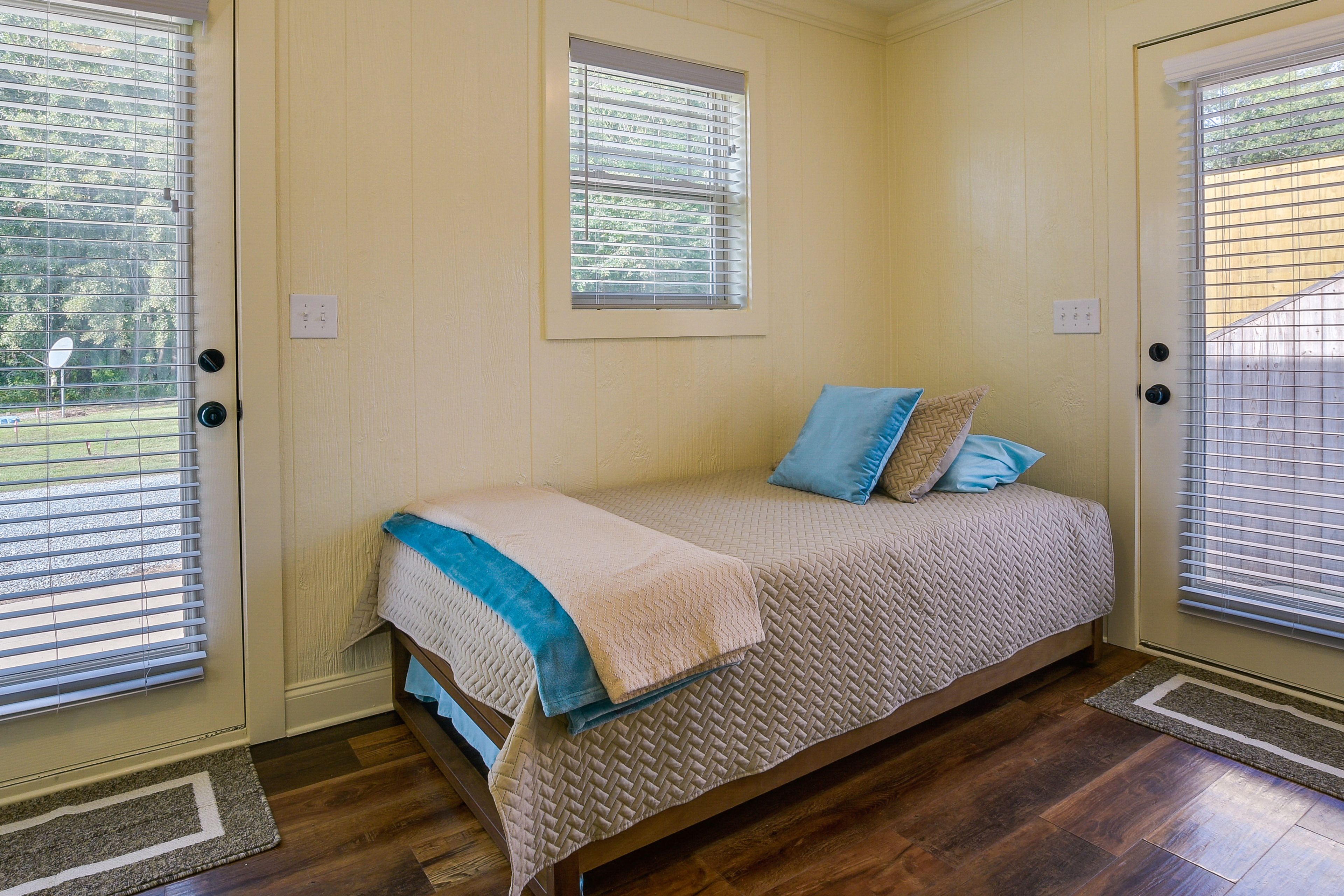 Bedroom 2 | Twin Bed w/ Twin Trundle Bed | Laundry Area