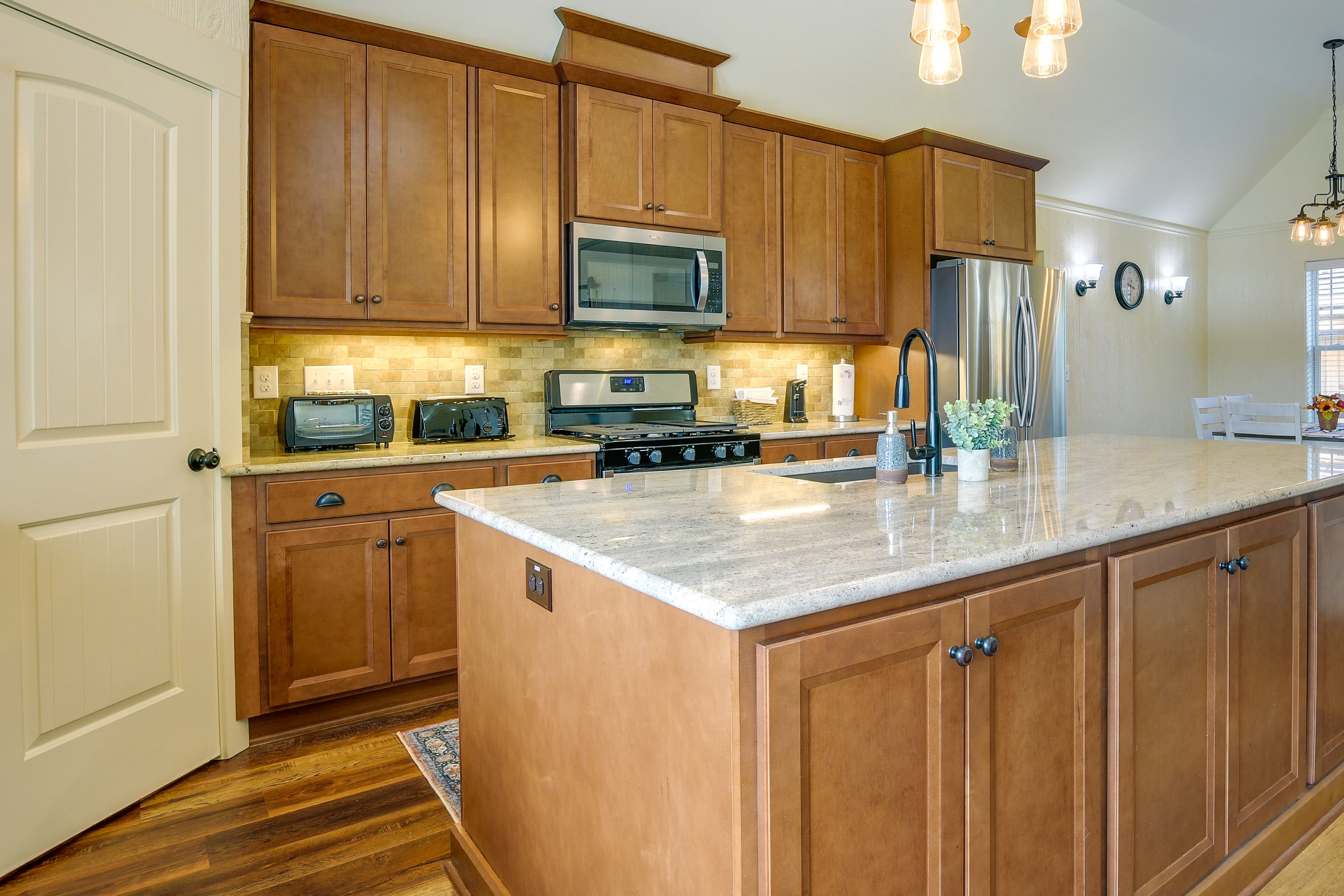 Kitchen | Crockpot | Keurig Coffee Maker | Toaster | Toaster Oven